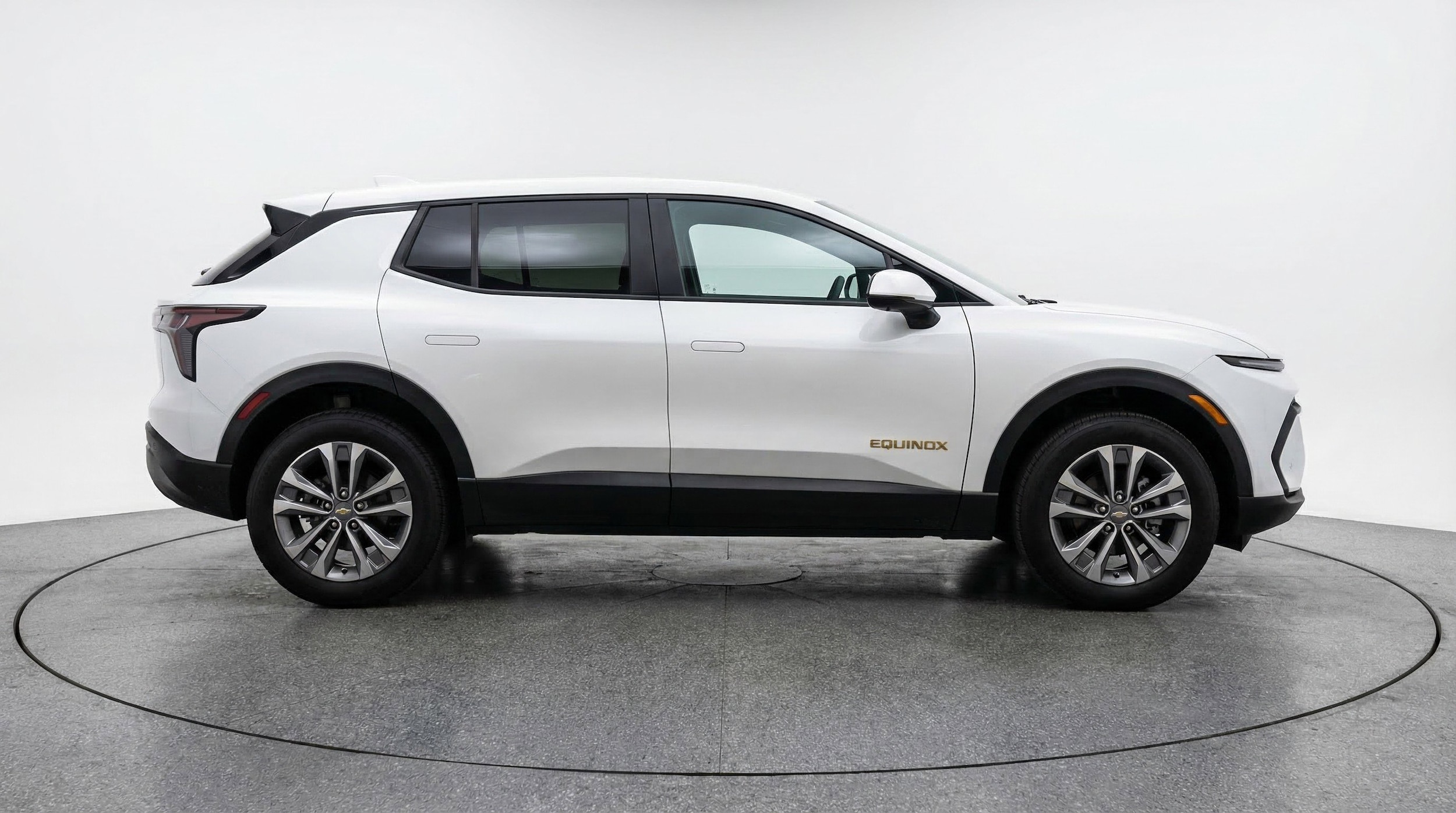 Thumbnail: 2025 Chevrolet Equinox - 11