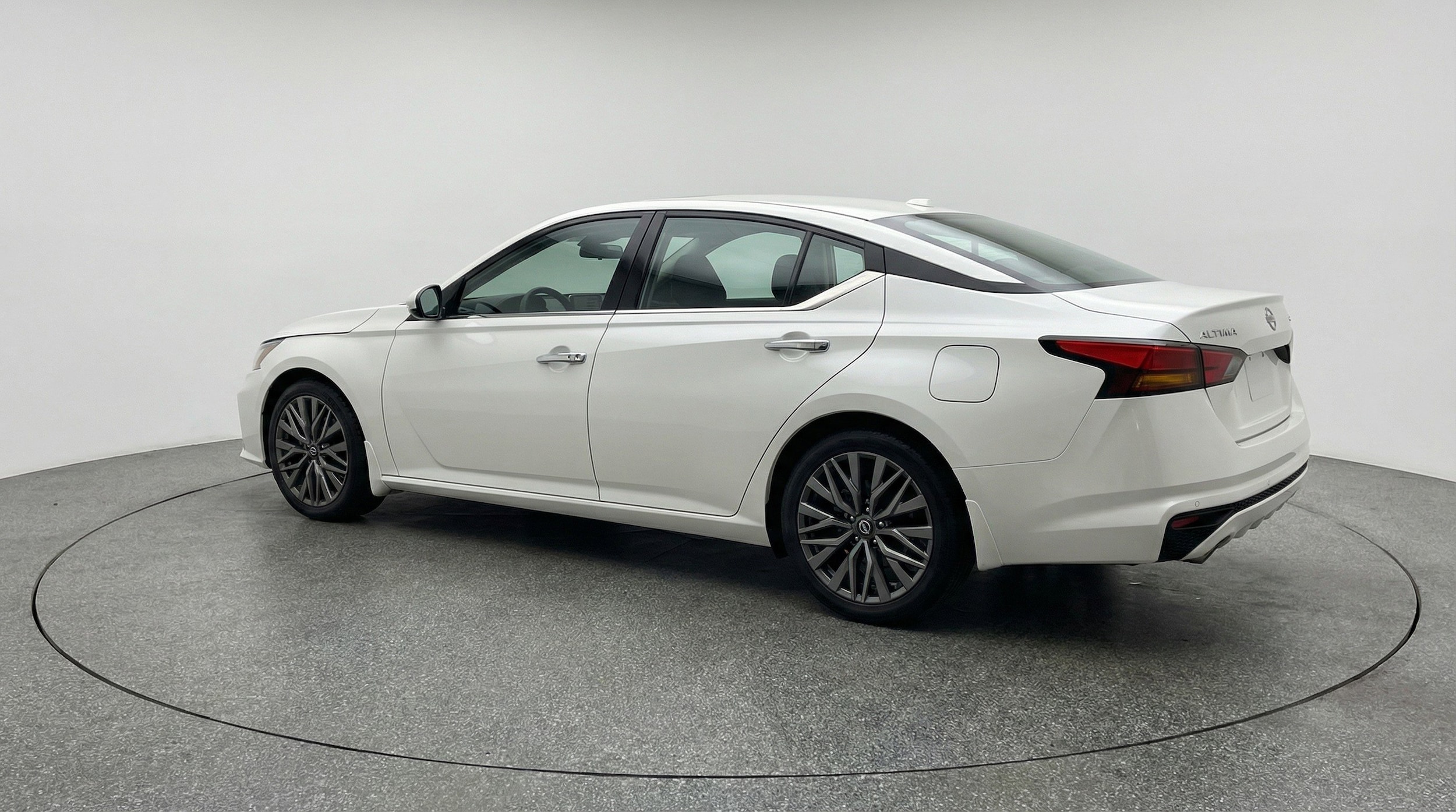 Thumbnail: 2025 Nissan Altima - 6