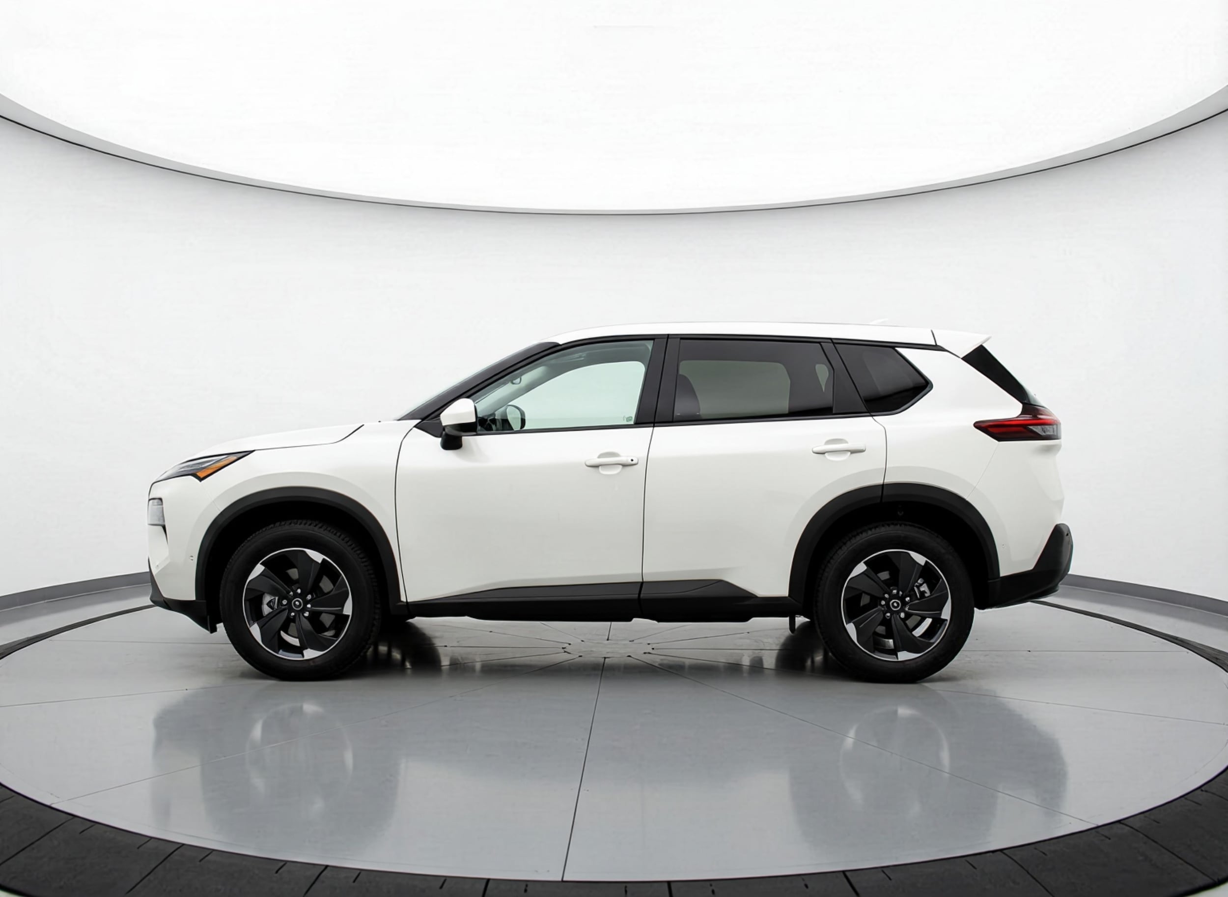 Thumbnail: 2025 Nissan Rogue - 4