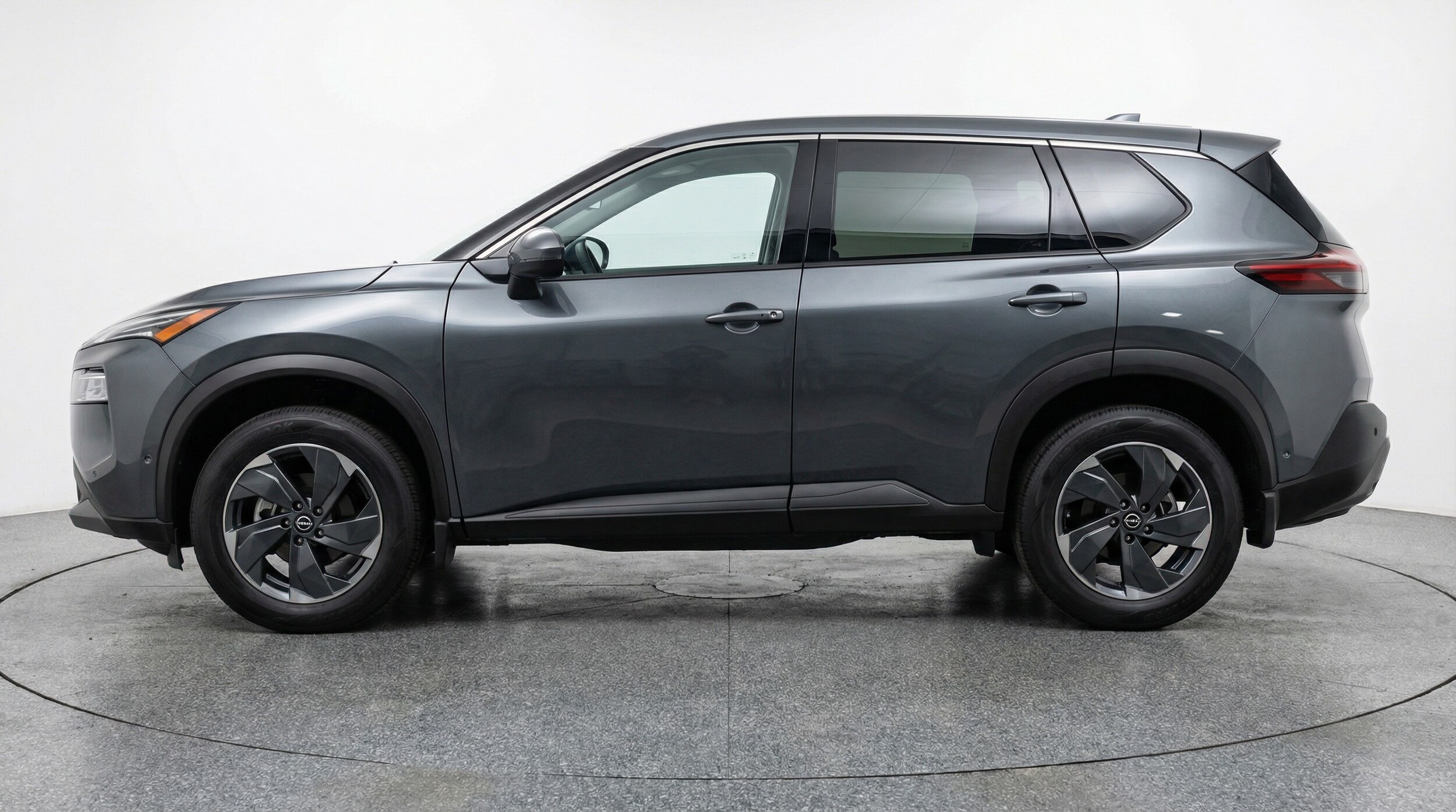 Thumbnail: 2025 Nissan Rogue - 4