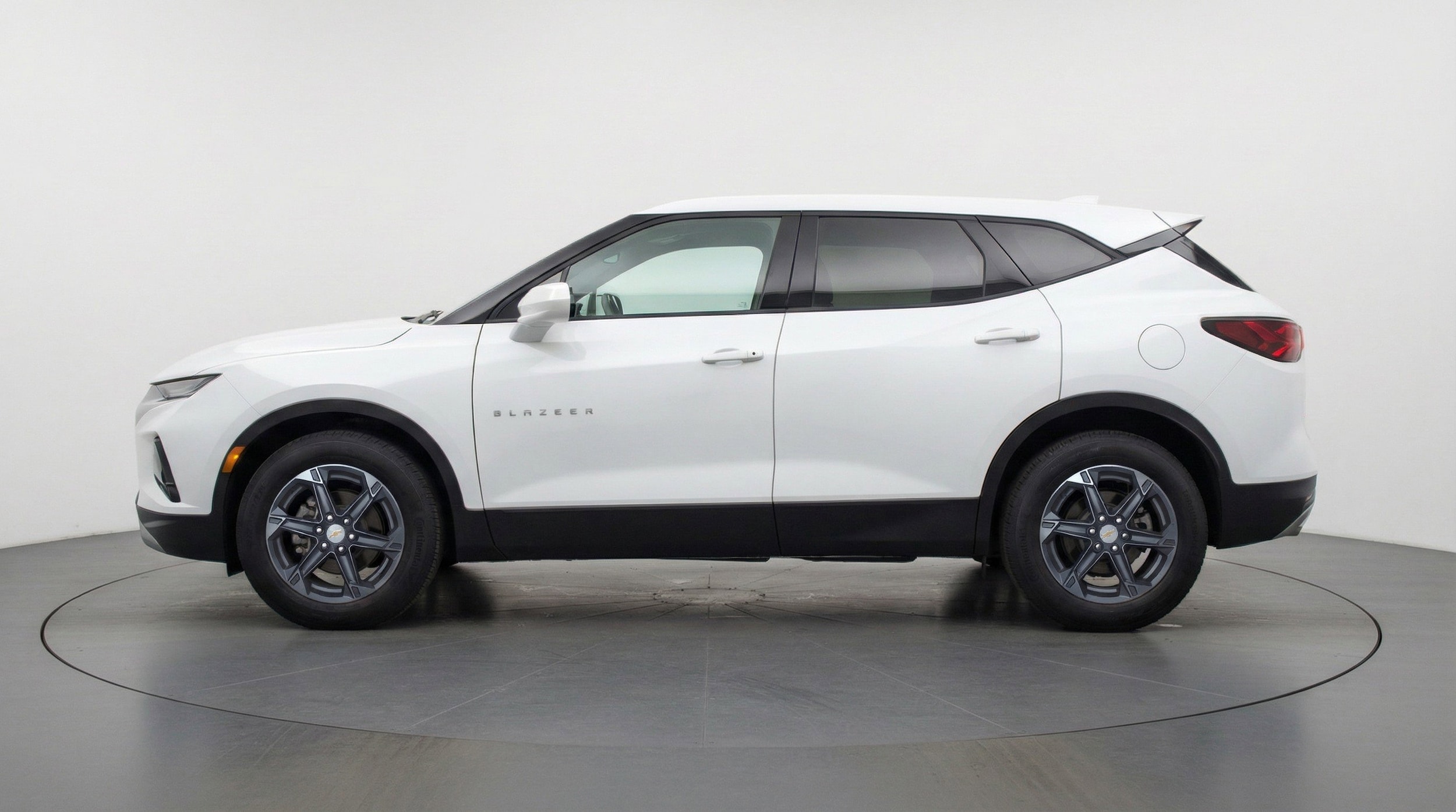 Thumbnail: 2025 Chevrolet Blazer - 5