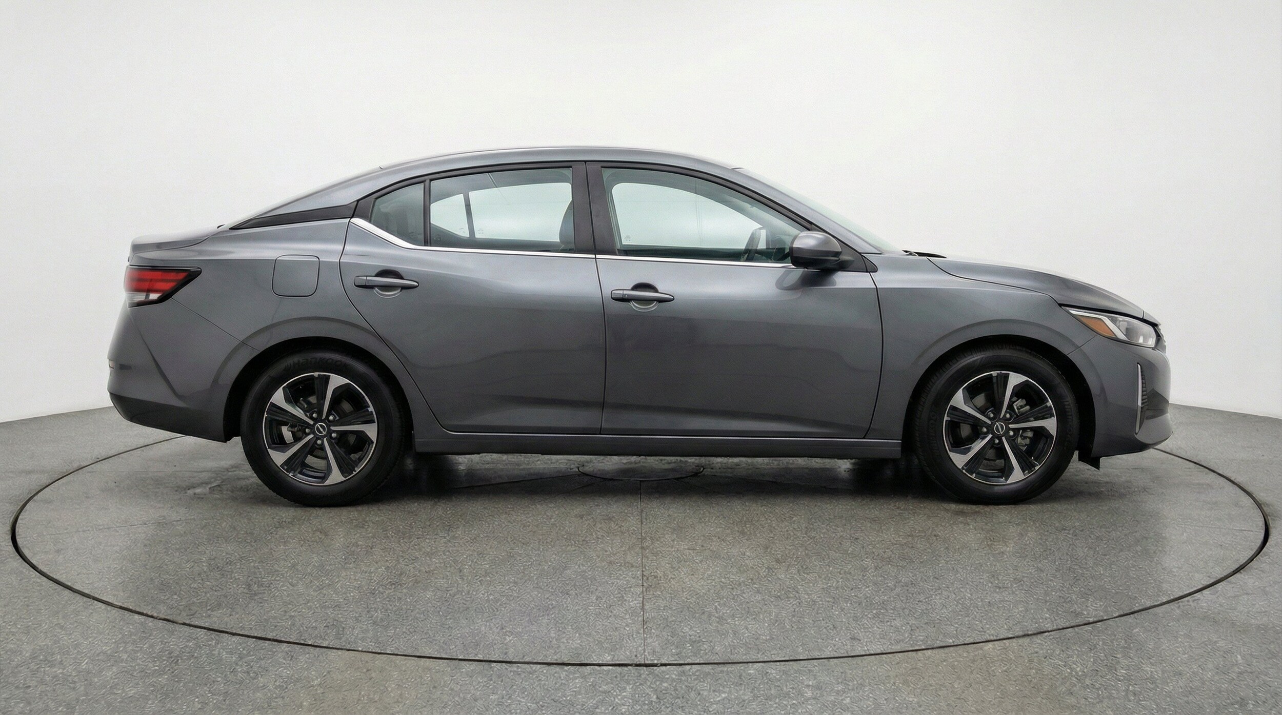 Thumbnail: 2025 Nissan Sentra - 11
