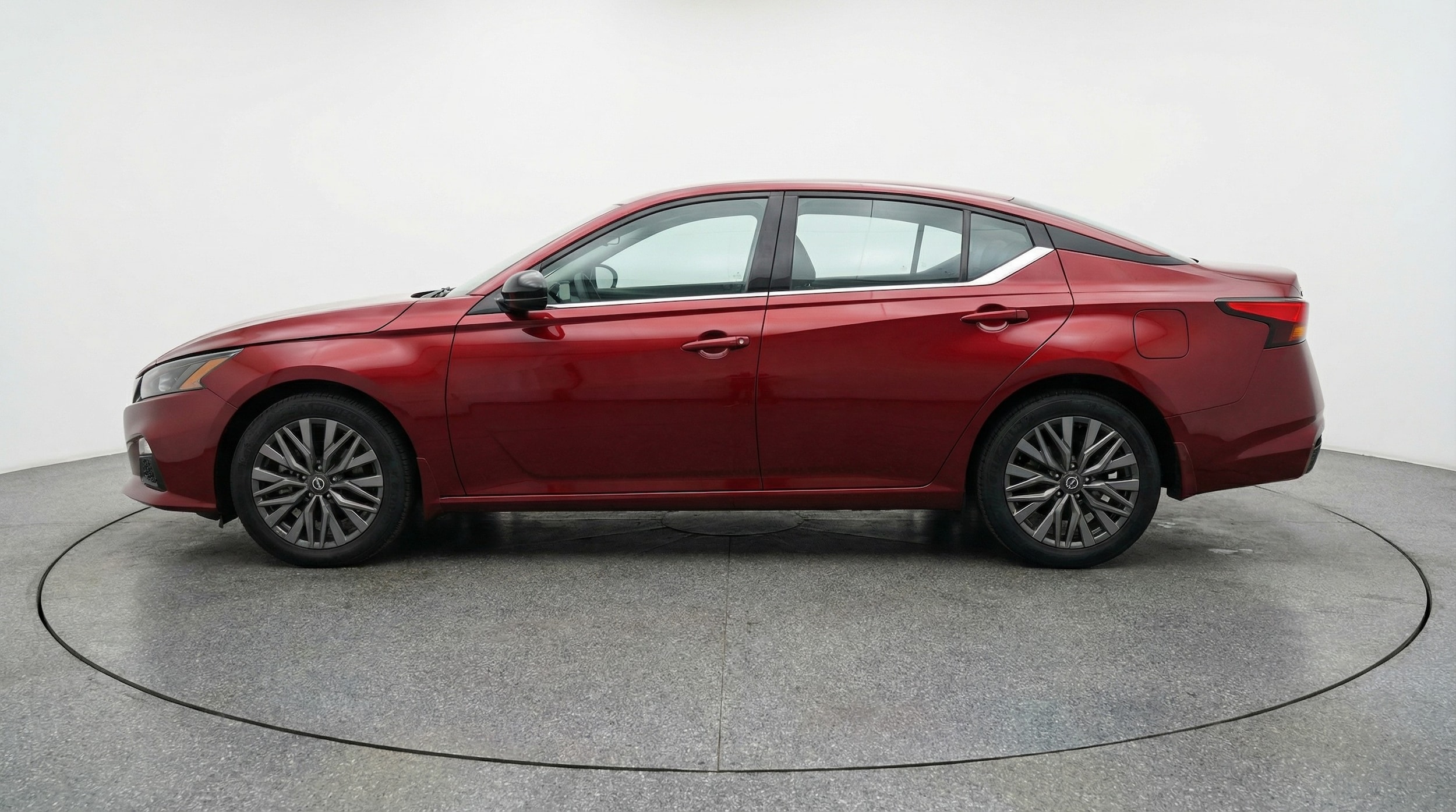 Thumbnail: 2025 Nissan Altima - 4