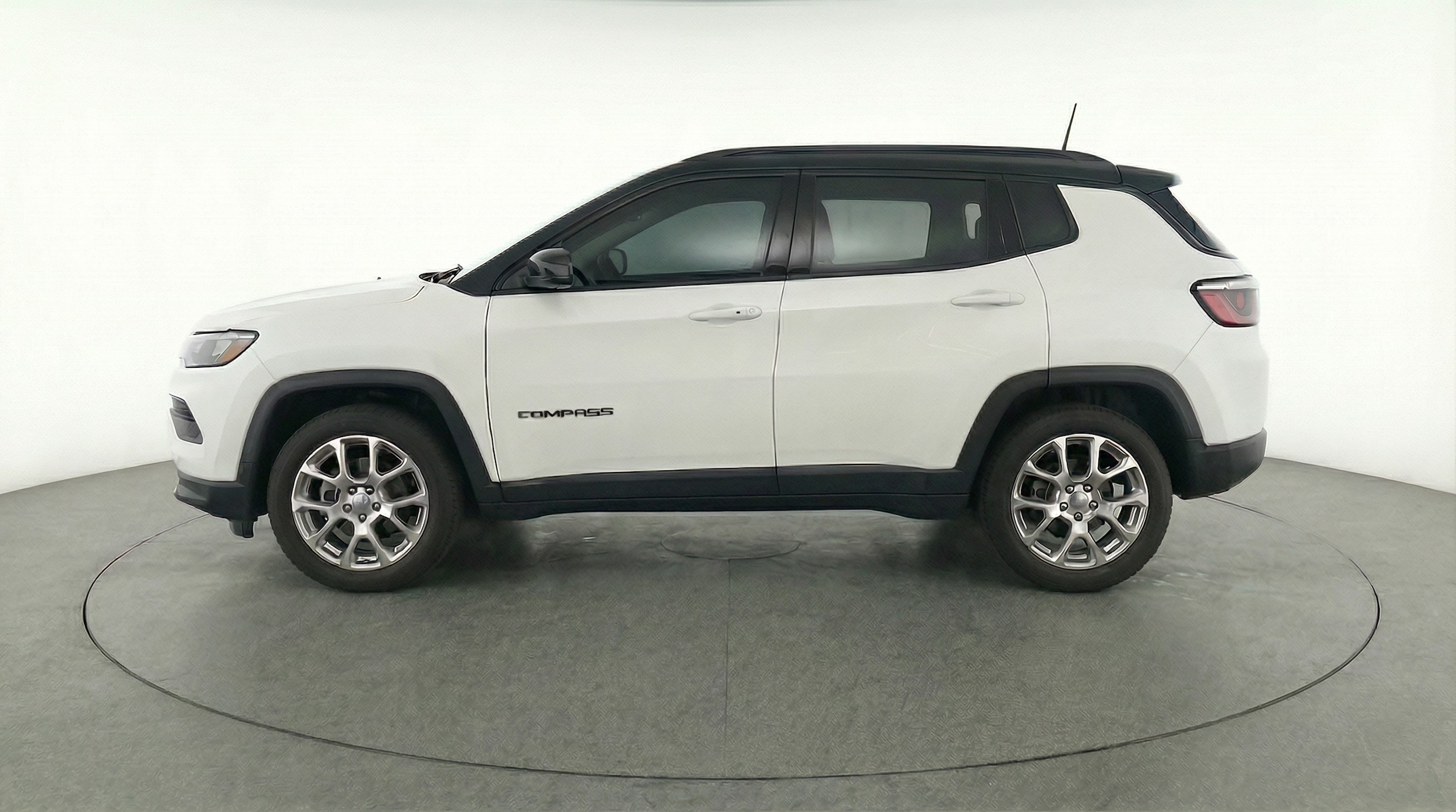 Thumbnail: 2025 Jeep Compass - 4
