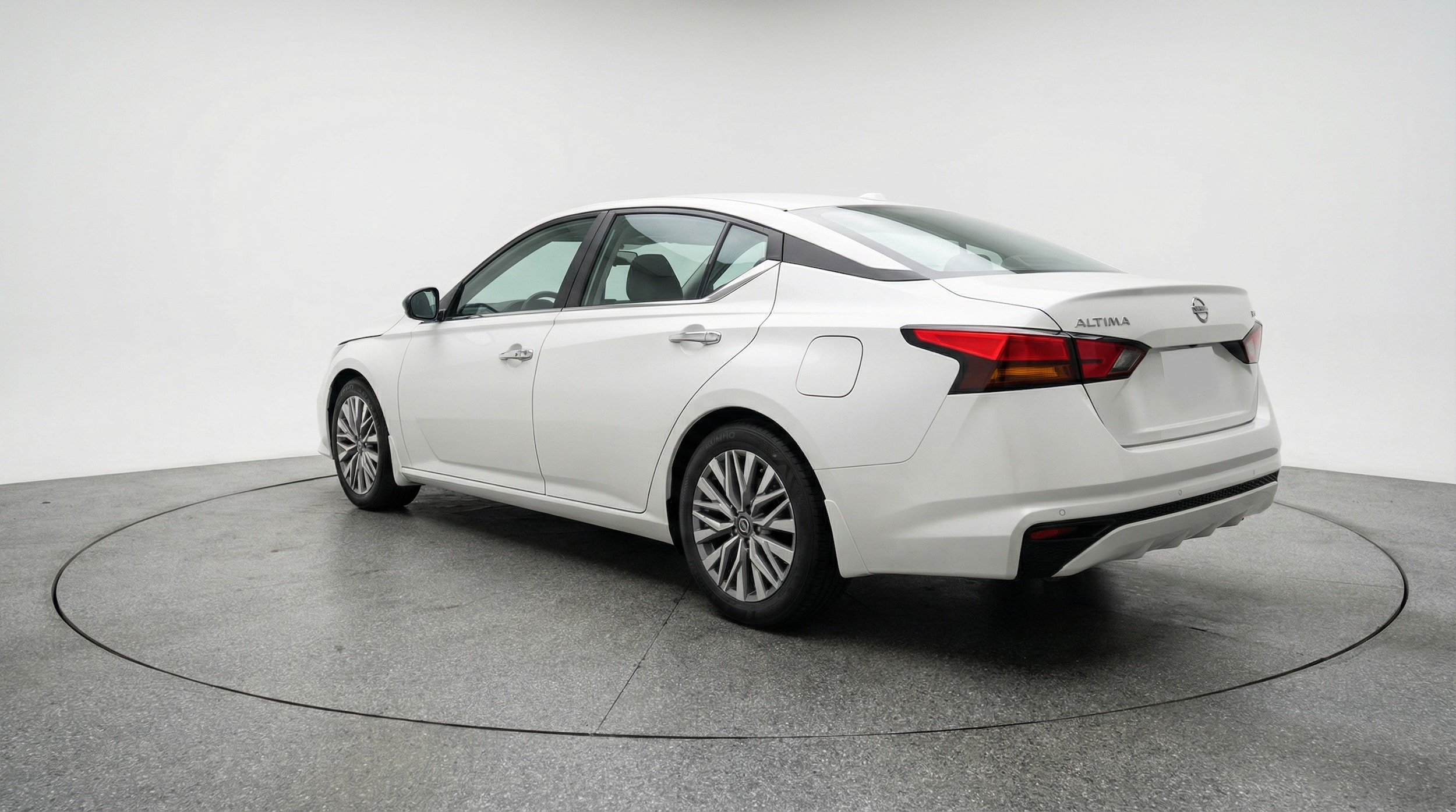 Thumbnail: 2025 Nissan Altima - 5