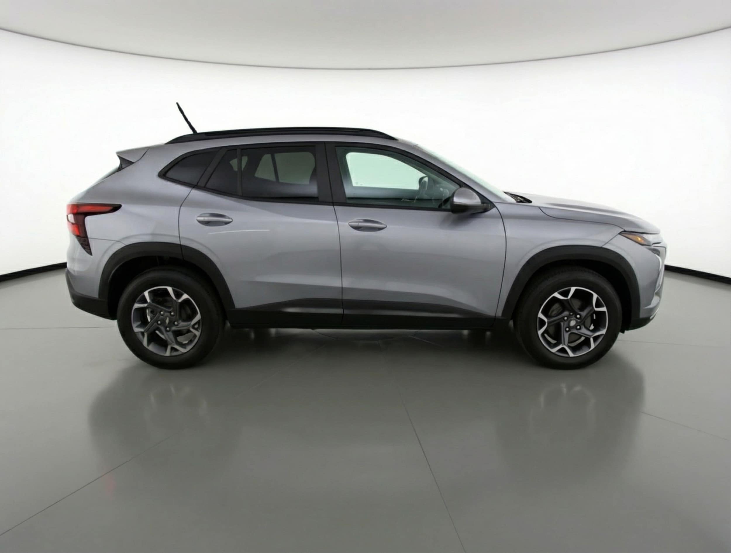 Thumbnail: 2025 Chevrolet Trax - 8