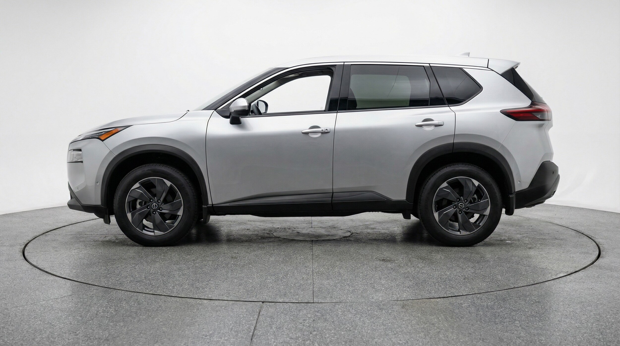 Thumbnail: 2025 Nissan Rogue - 4