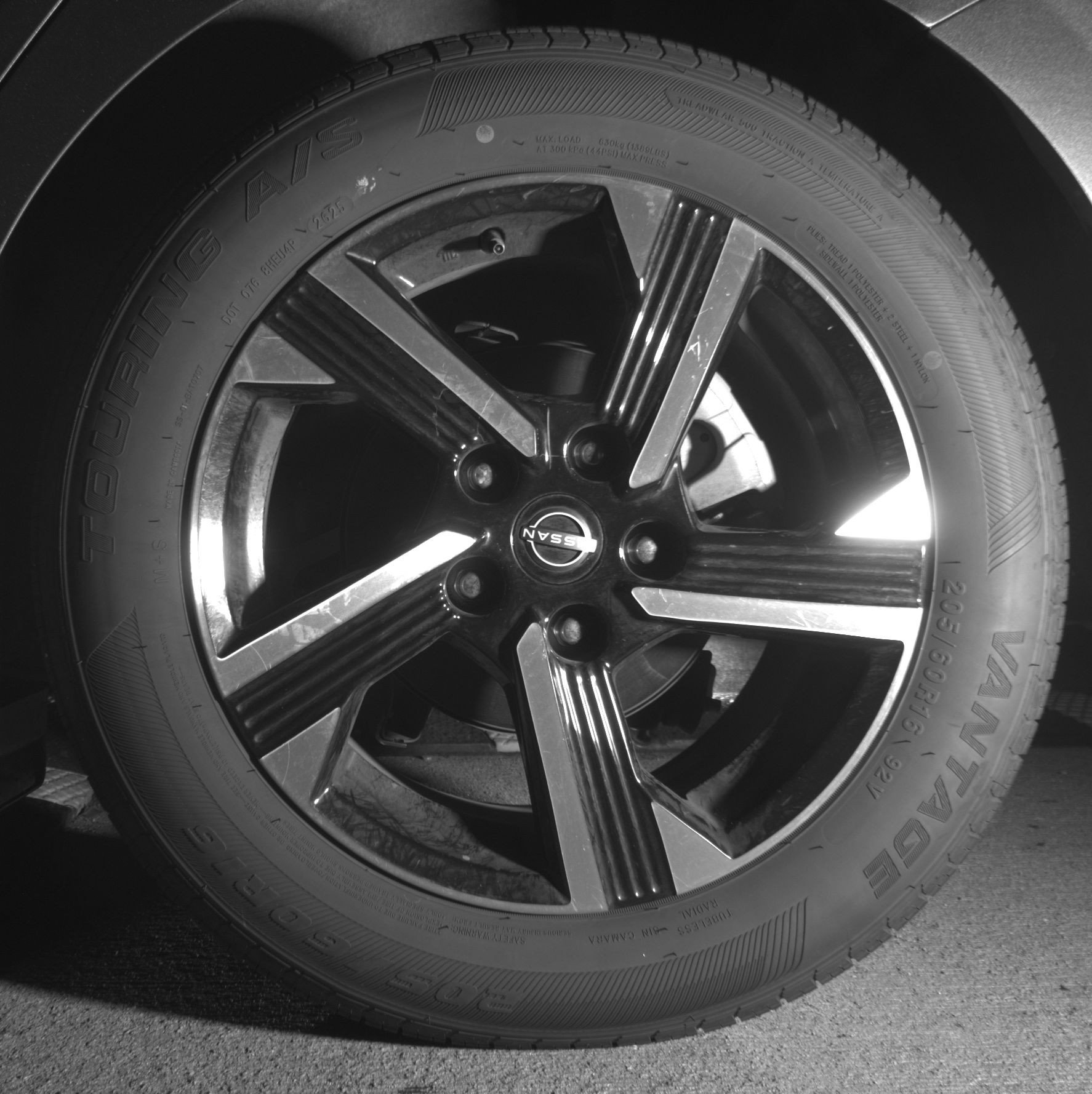 Thumbnail: 2025 Nissan Sentra - 14