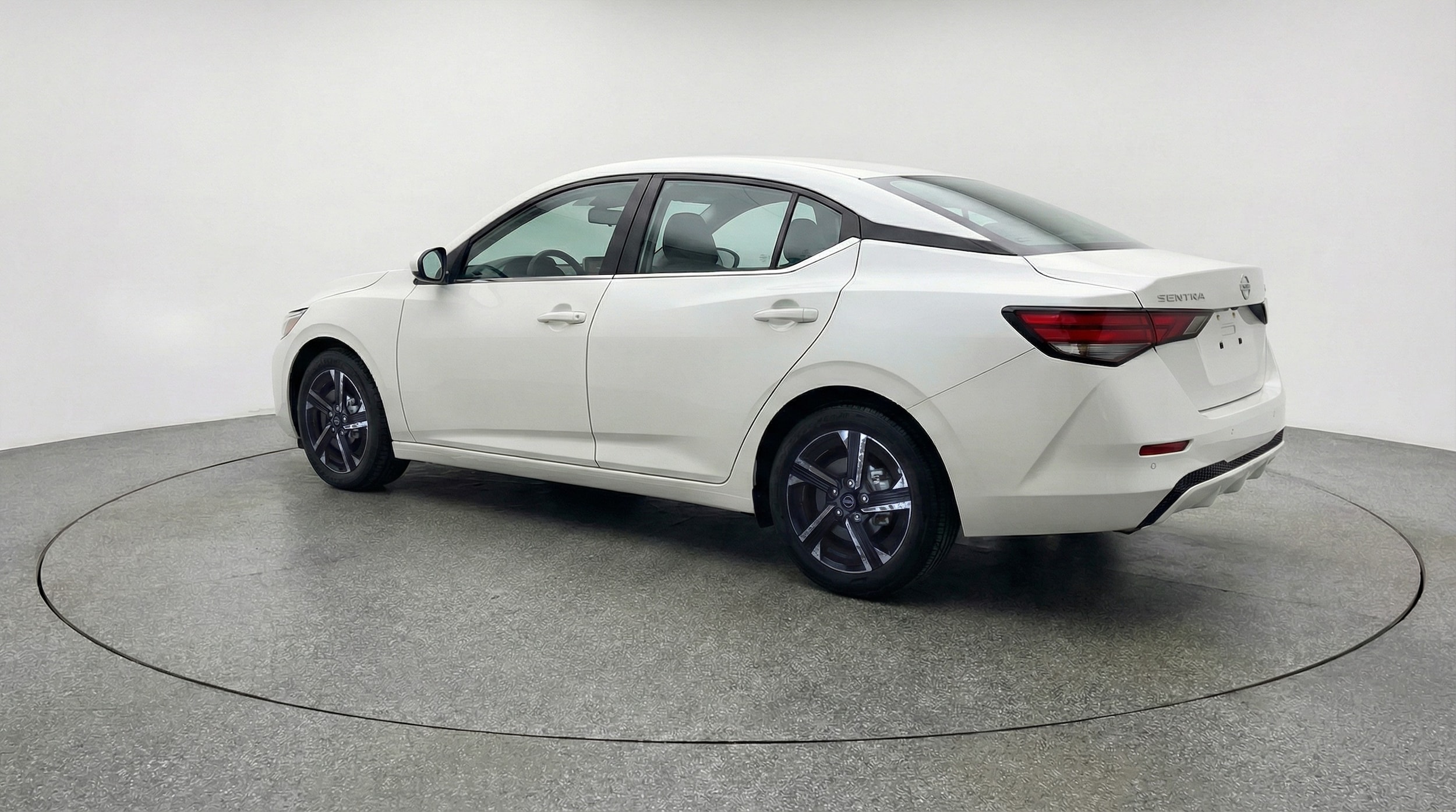 Thumbnail: 2025 Nissan Sentra - 5