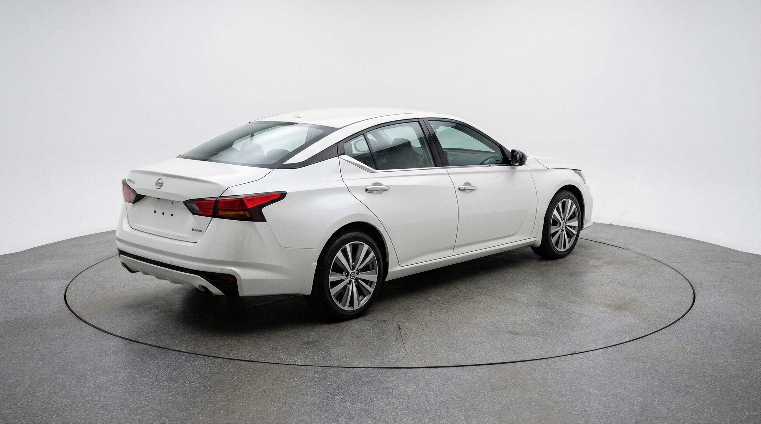 Thumbnail: 2025 Nissan Altima - 9