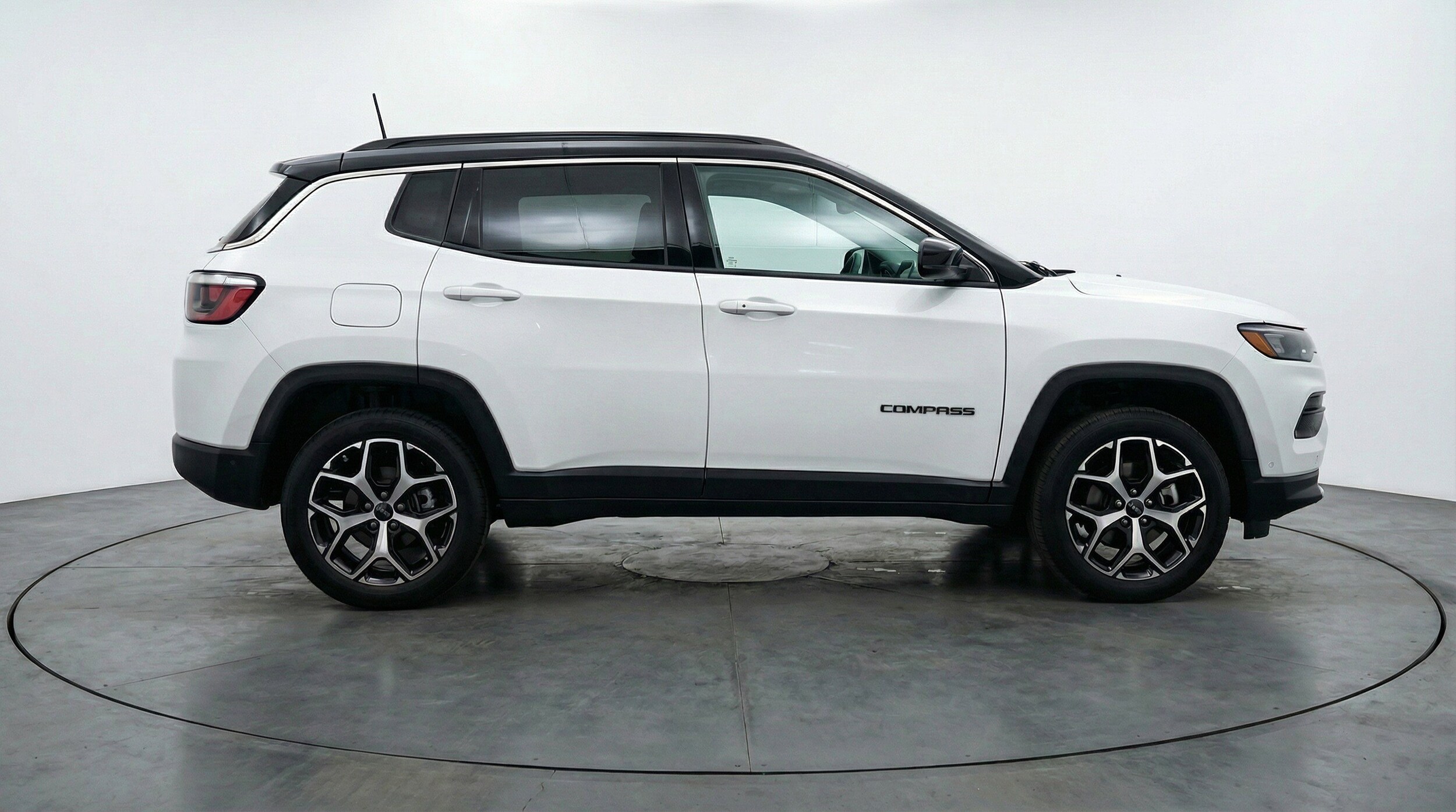 Thumbnail: 2025 Jeep Compass - 11