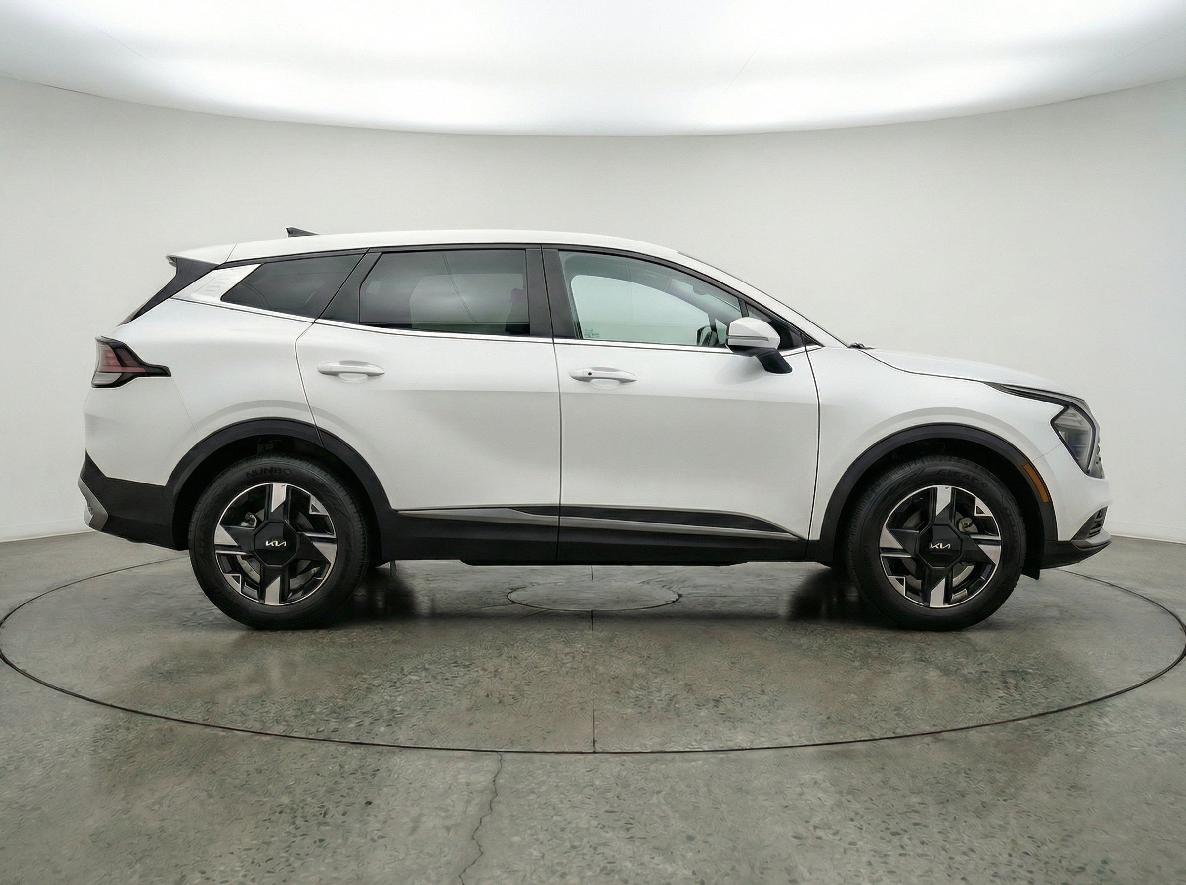 Thumbnail: 2026 Kia Sportage - 11