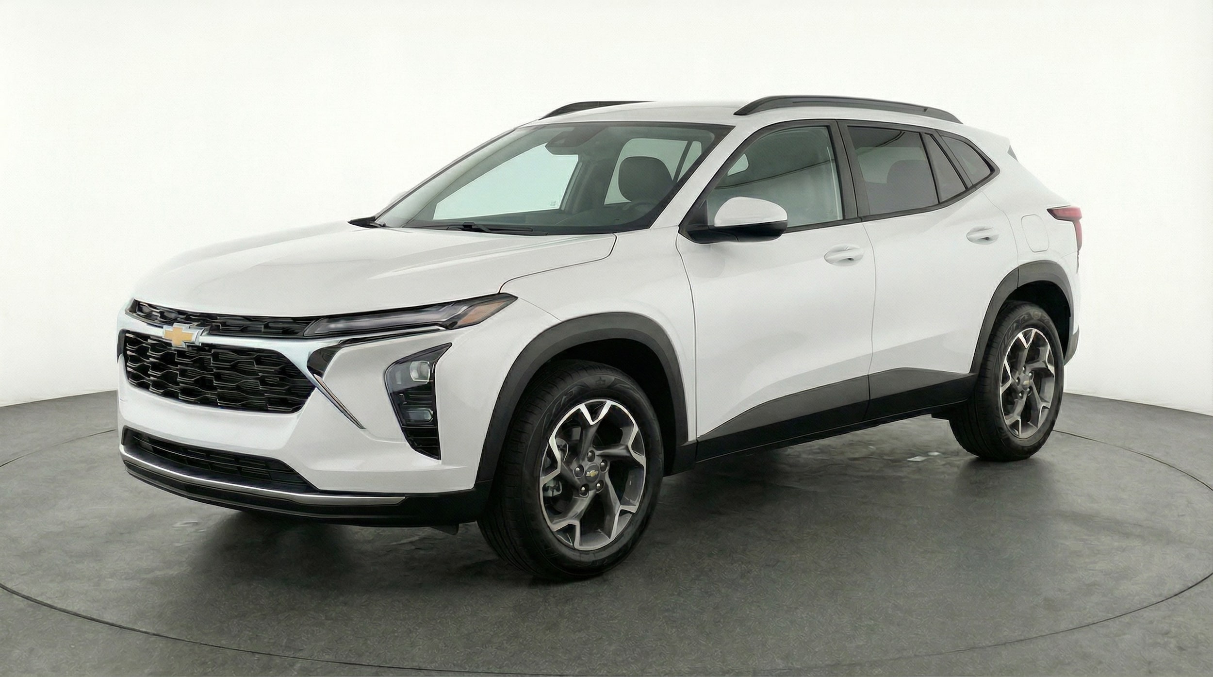 Thumbnail: 2025 Chevrolet Trax - 3