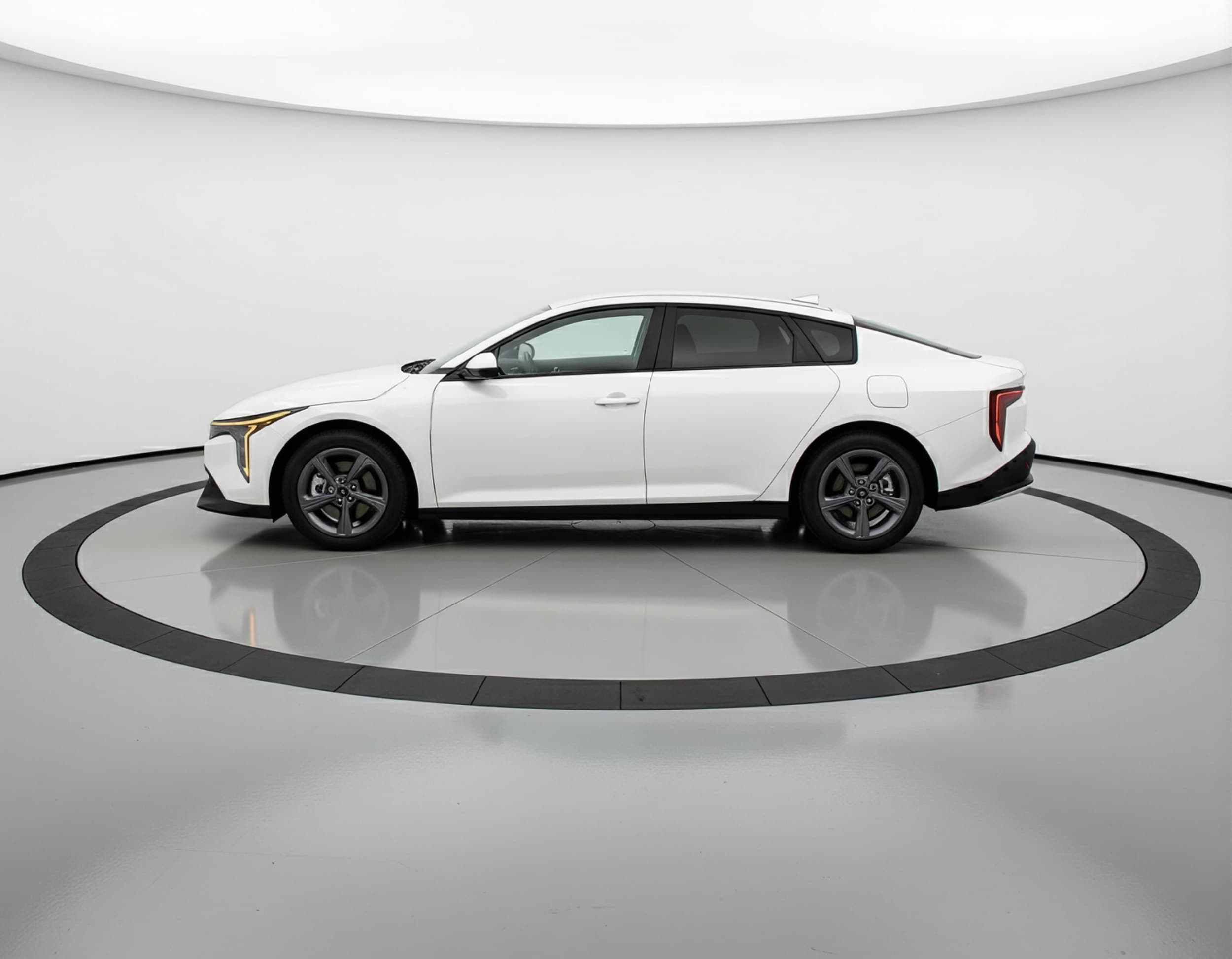 Thumbnail: 2025 Kia K4 - 4