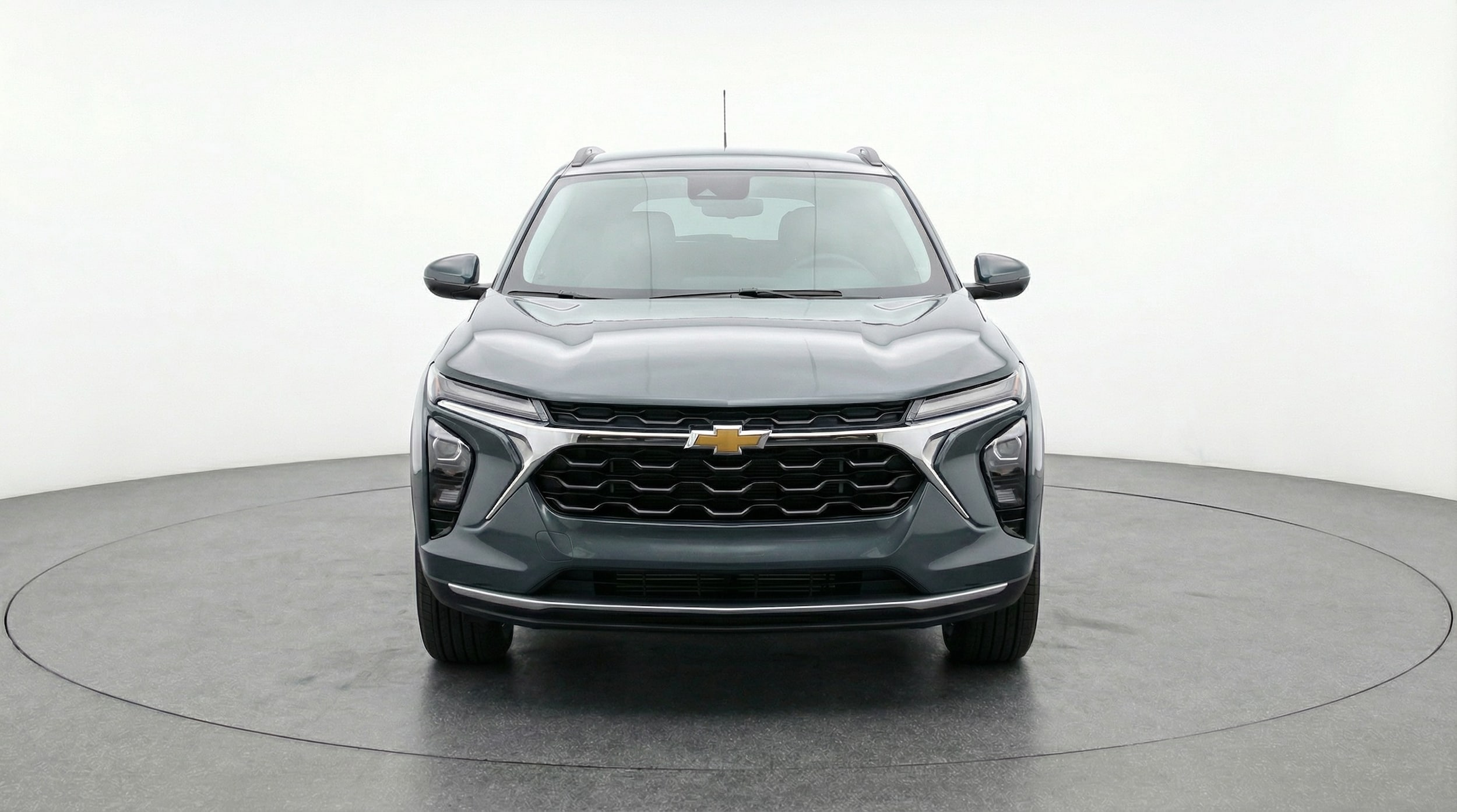 Thumbnail: 2025 Chevrolet Trax - 2