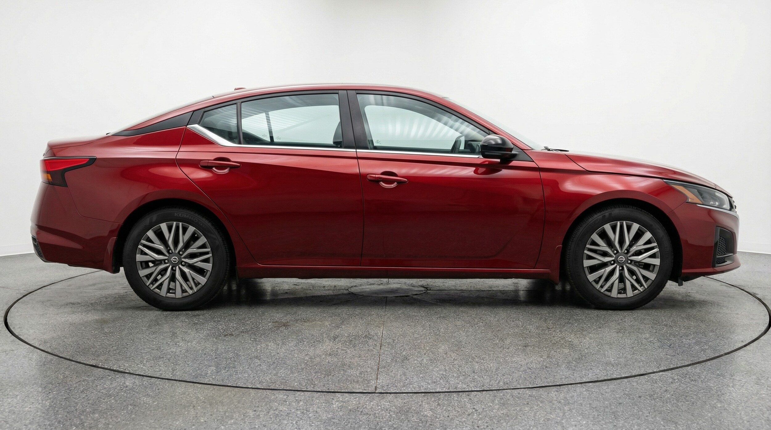 Thumbnail: 2025 Nissan Altima - 8