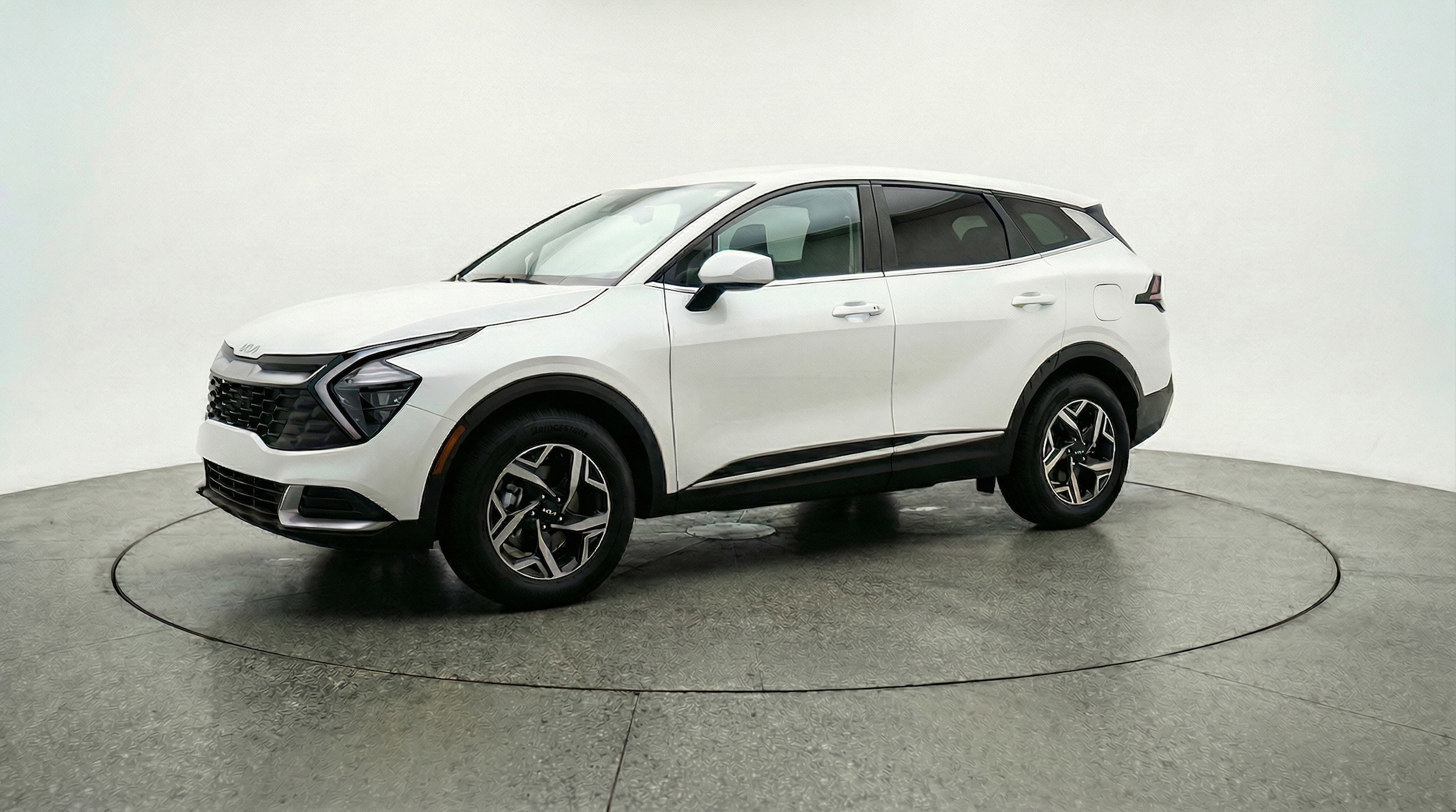 Thumbnail: 2025 Kia Sportage - 3