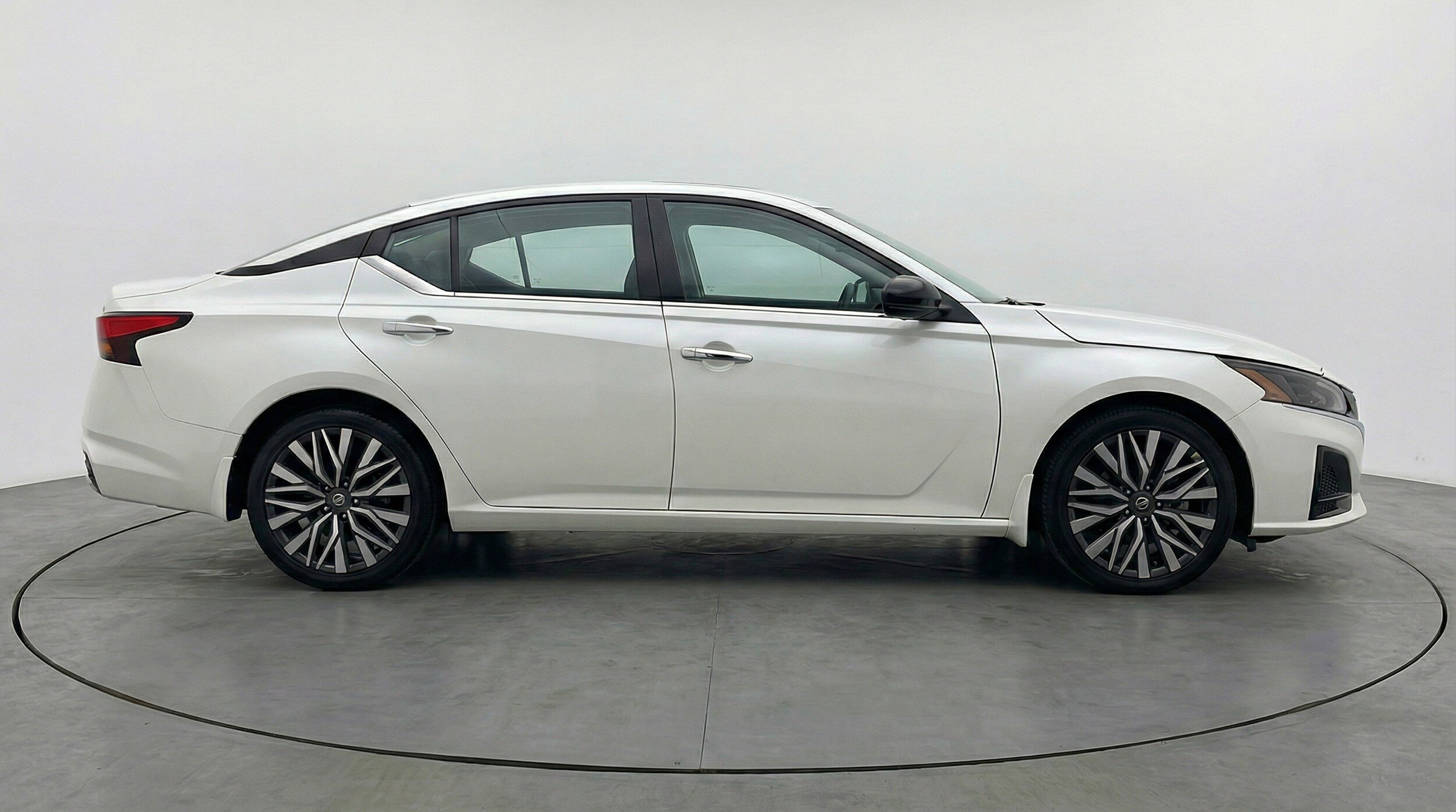 Thumbnail: 2025 Nissan Altima - 11