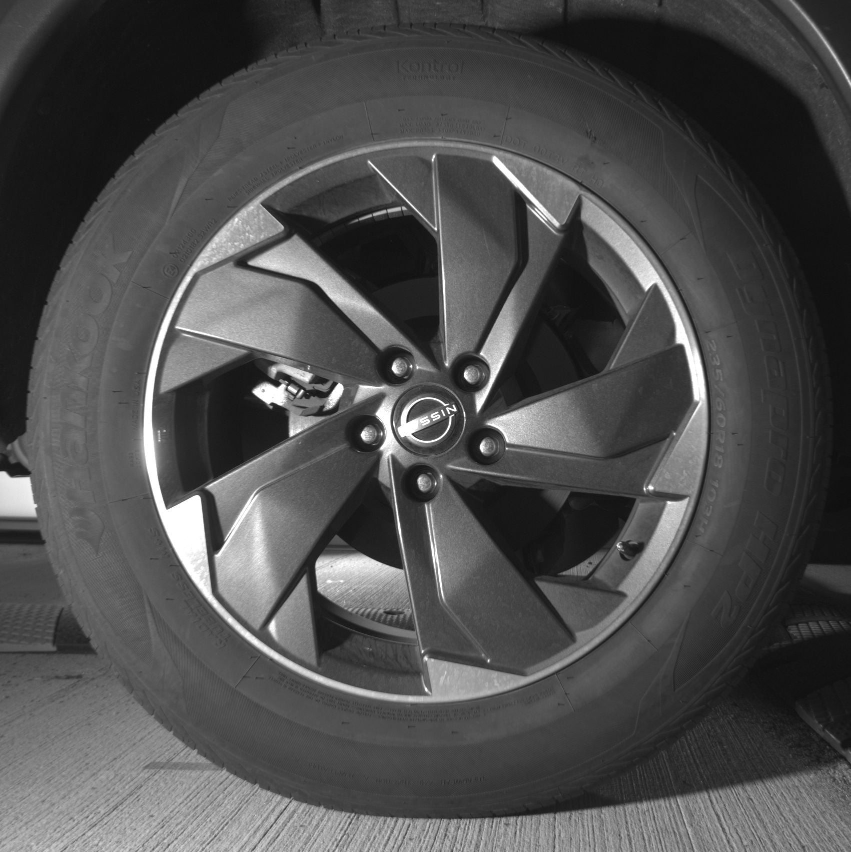 Thumbnail: 2025 Nissan Rogue - 12