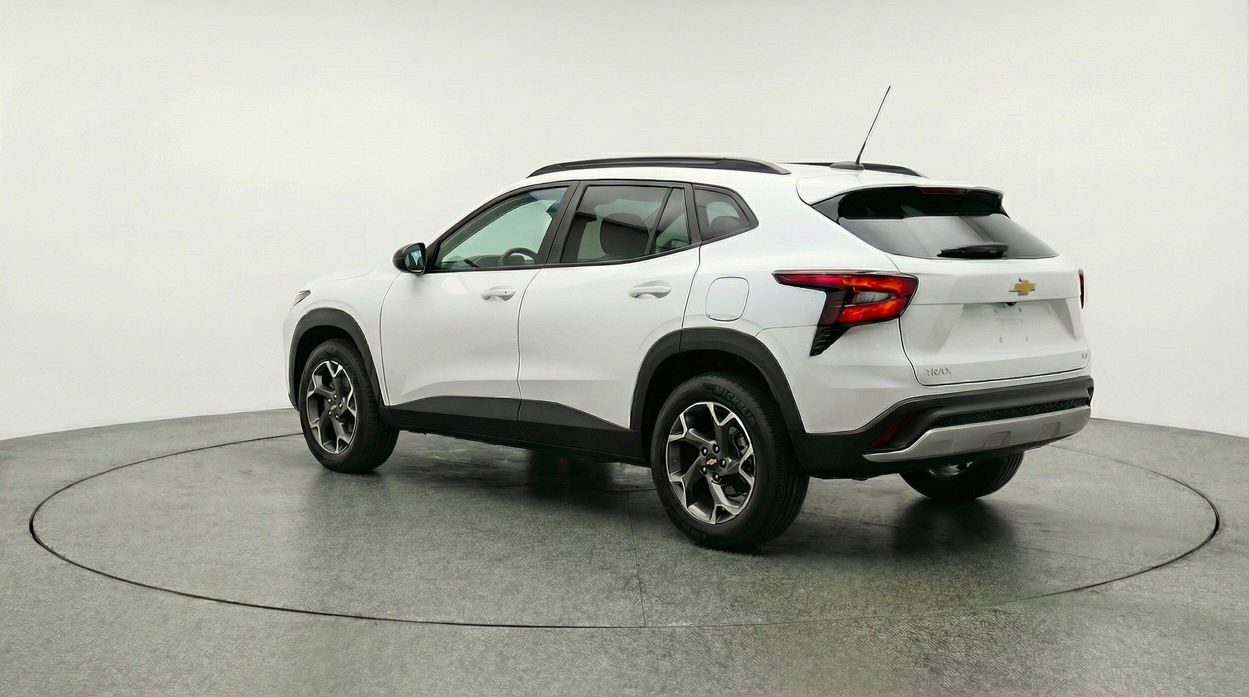 Thumbnail: 2025 Chevrolet Trax - 5