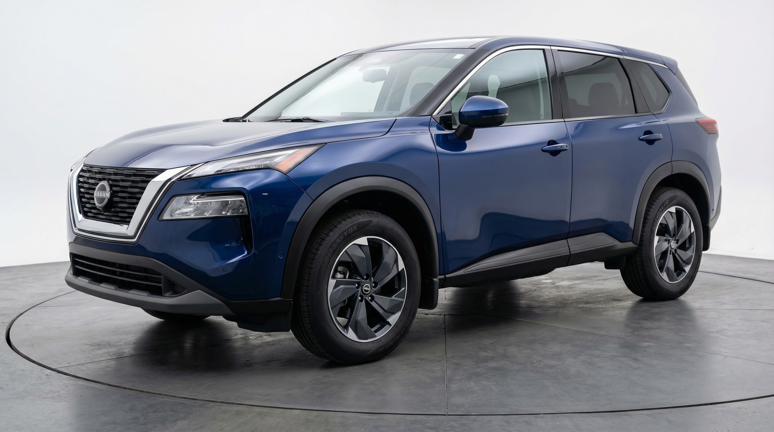 Thumbnail: 2025 Nissan Rogue - 3