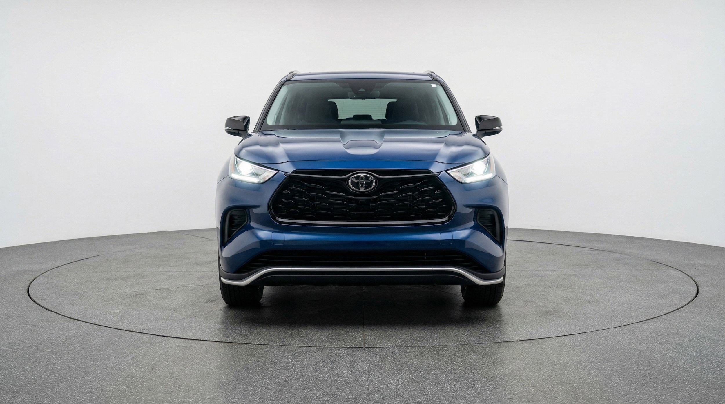 Thumbnail: 2025 Toyota Highlander - 2