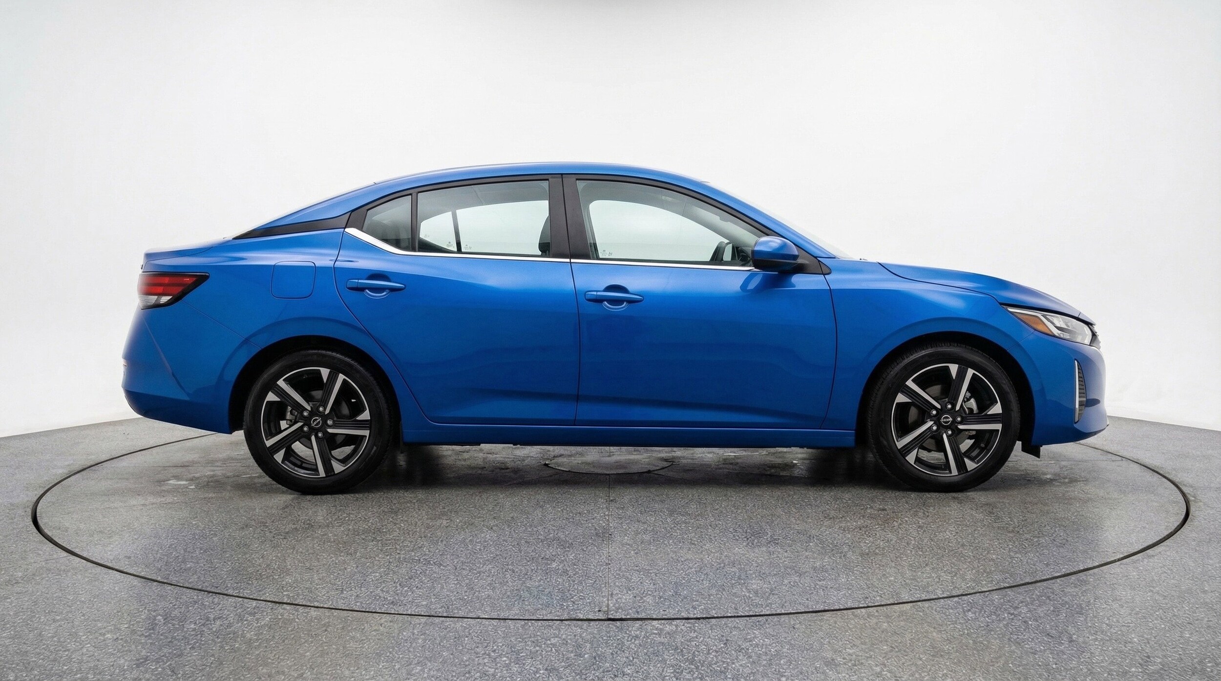 Thumbnail: 2025 Nissan Sentra - 11