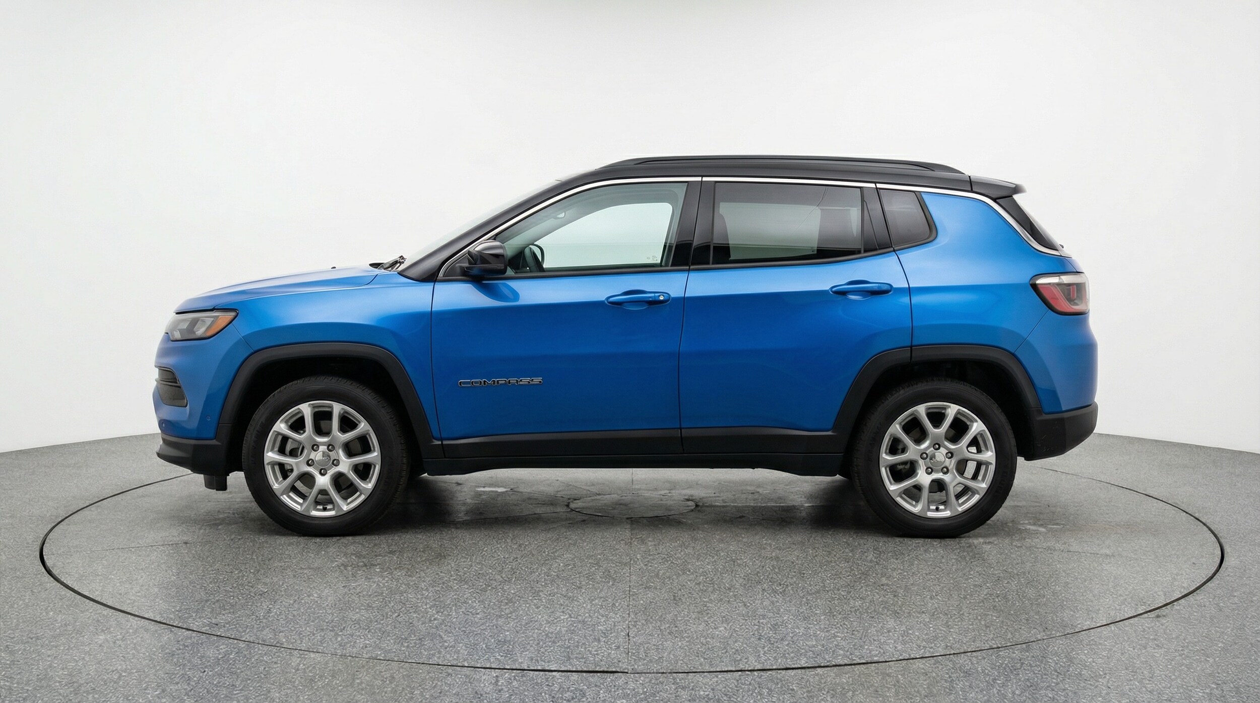 Thumbnail: 2025 Jeep Compass - 4