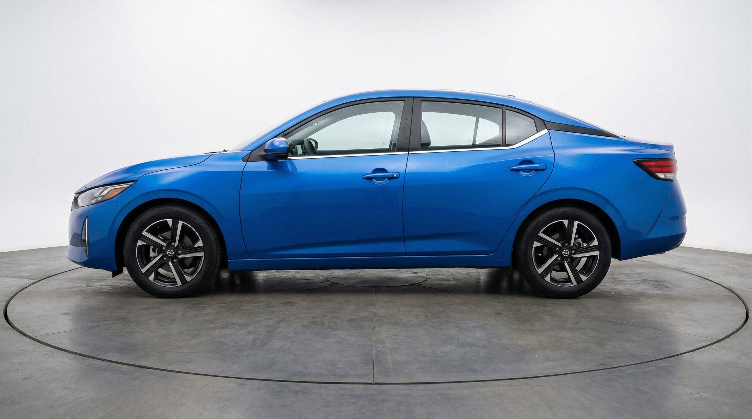 Thumbnail: 2025 Nissan Sentra - 5