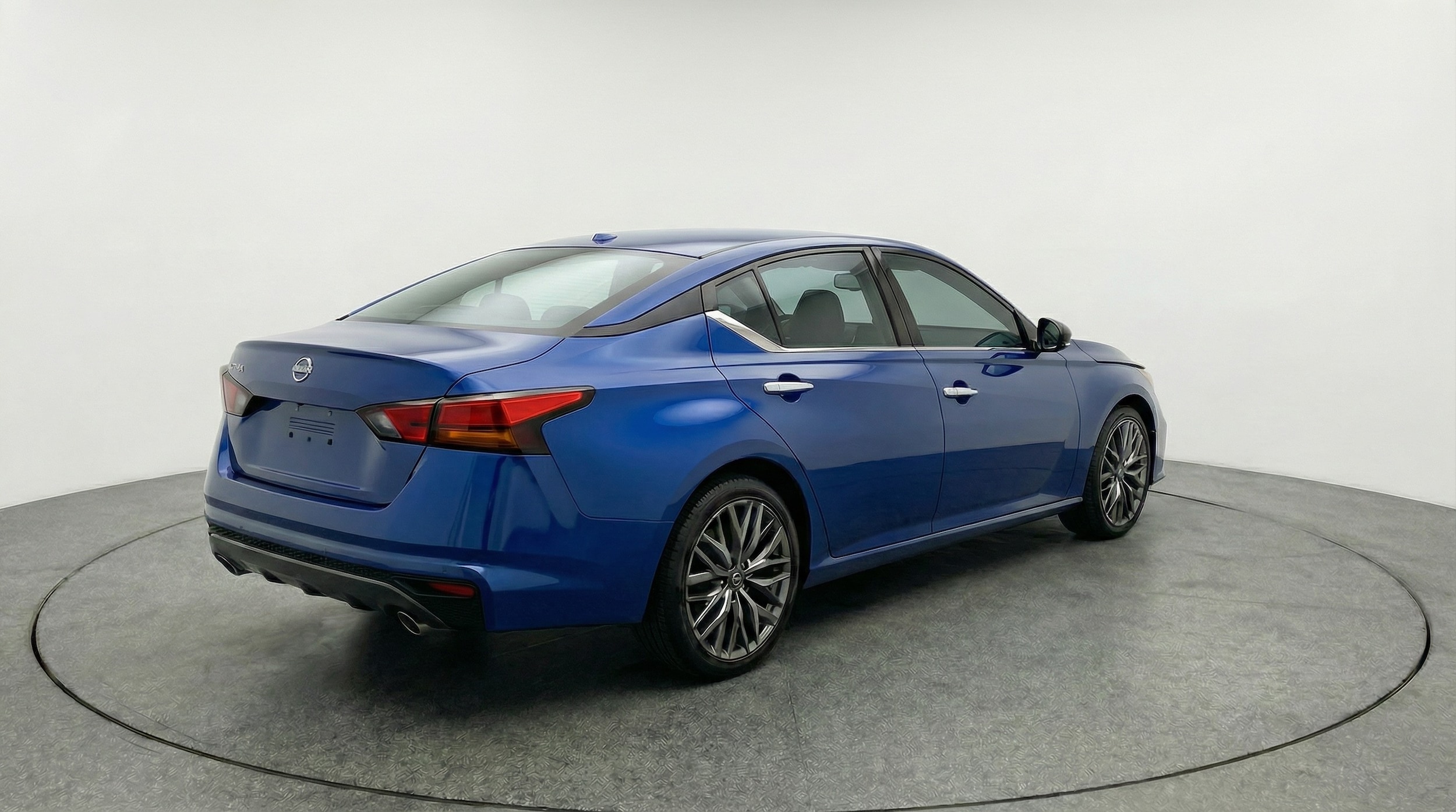 Thumbnail: 2025 Nissan Altima - 7