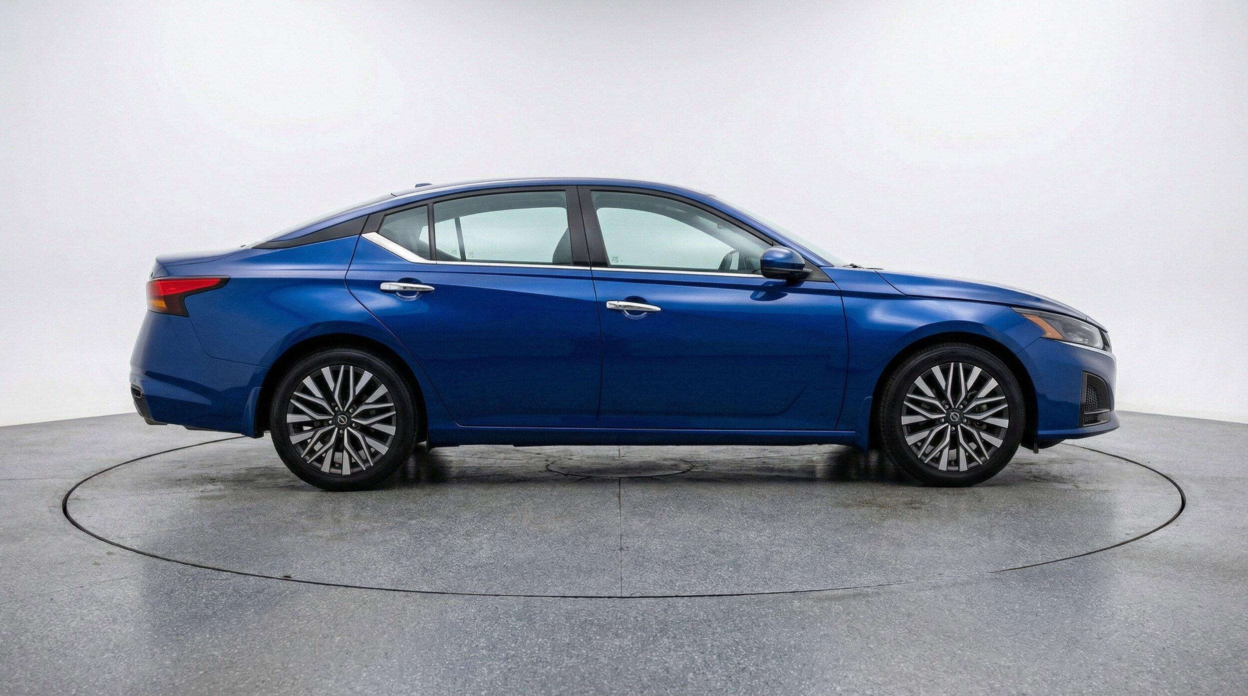 Thumbnail: 2025 Nissan Altima - 11
