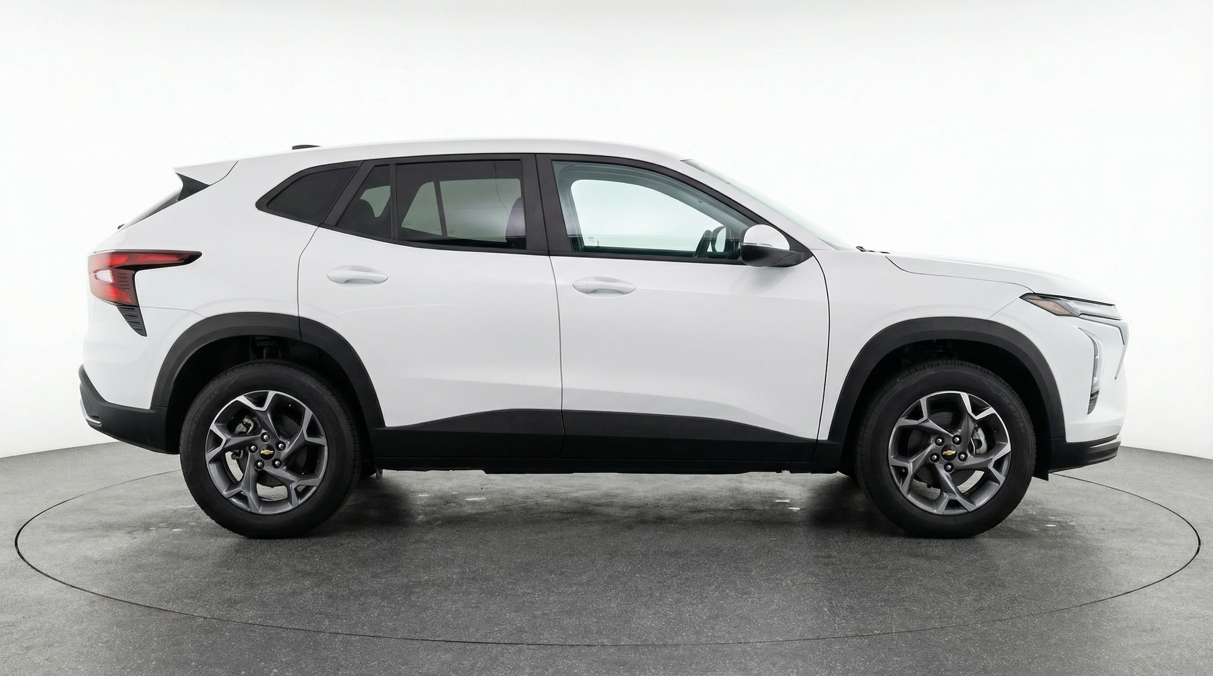 Thumbnail: 2025 Chevrolet Trax - 8