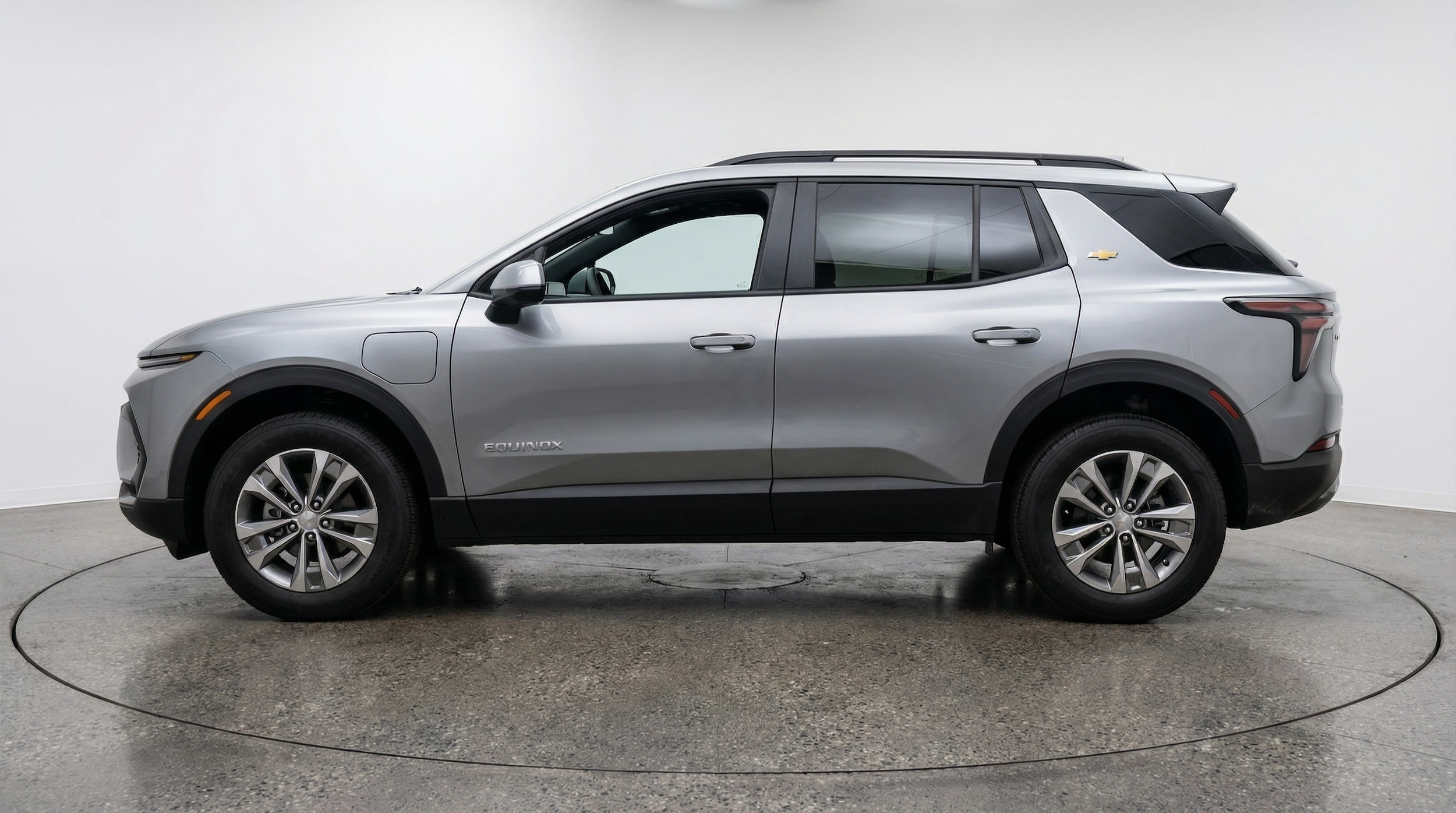 Thumbnail: 2025 Chevrolet Equinox - 4