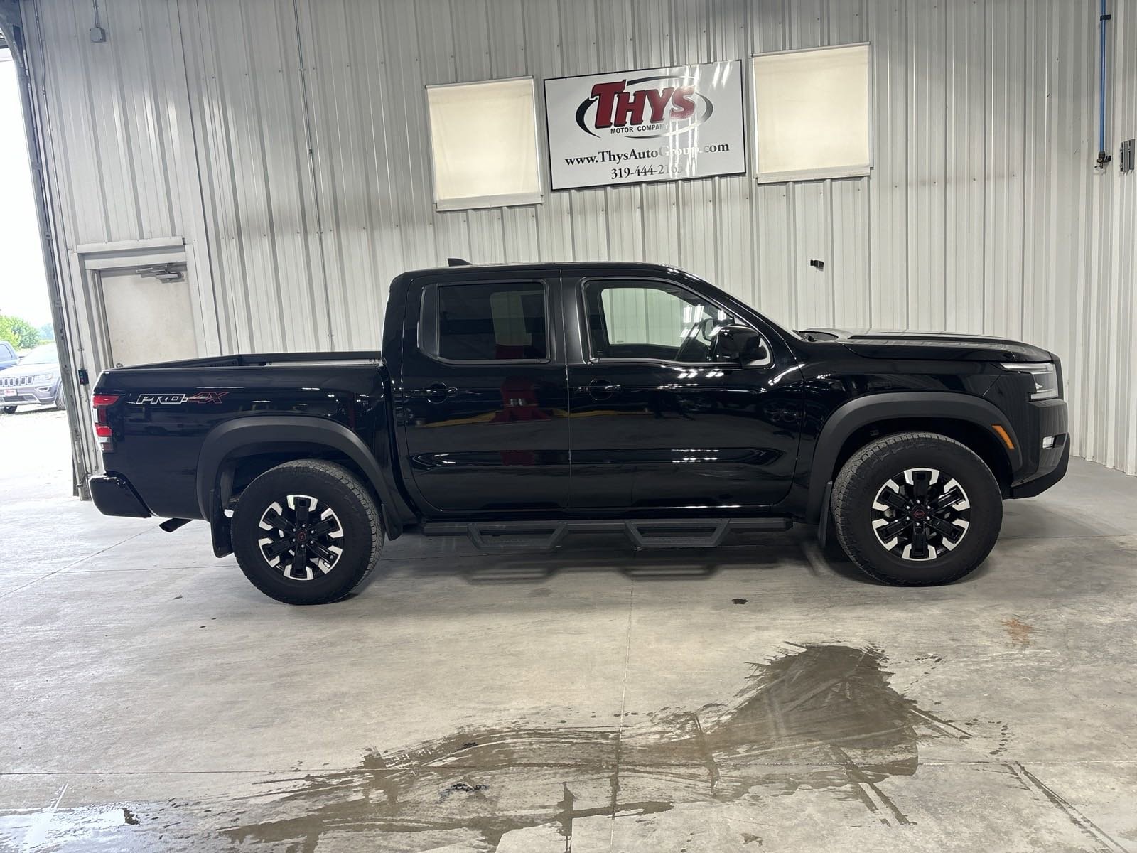 Used 2022 Nissan Frontier PRO-4X with VIN 1N6ED1EK2NN695180 for sale in Belle Plaine, IA