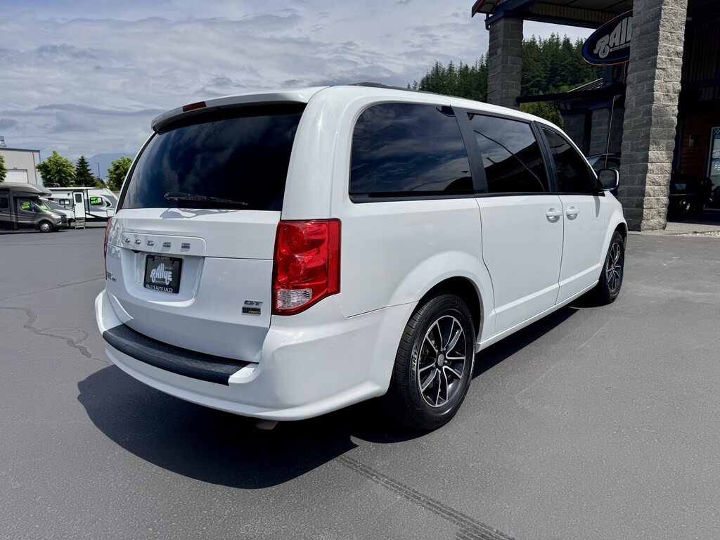 Used 2019 Dodge Grand Caravan GT Van Passenger Van