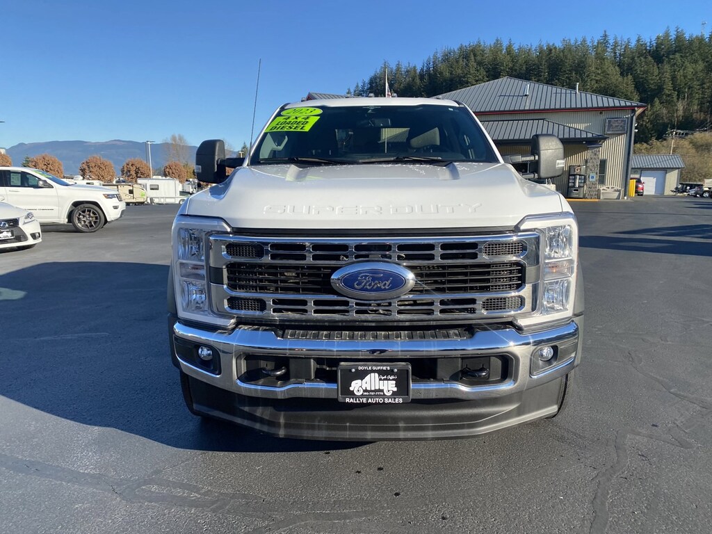 Used 2023 Ford F-450 Chassis Truck Crew Cab