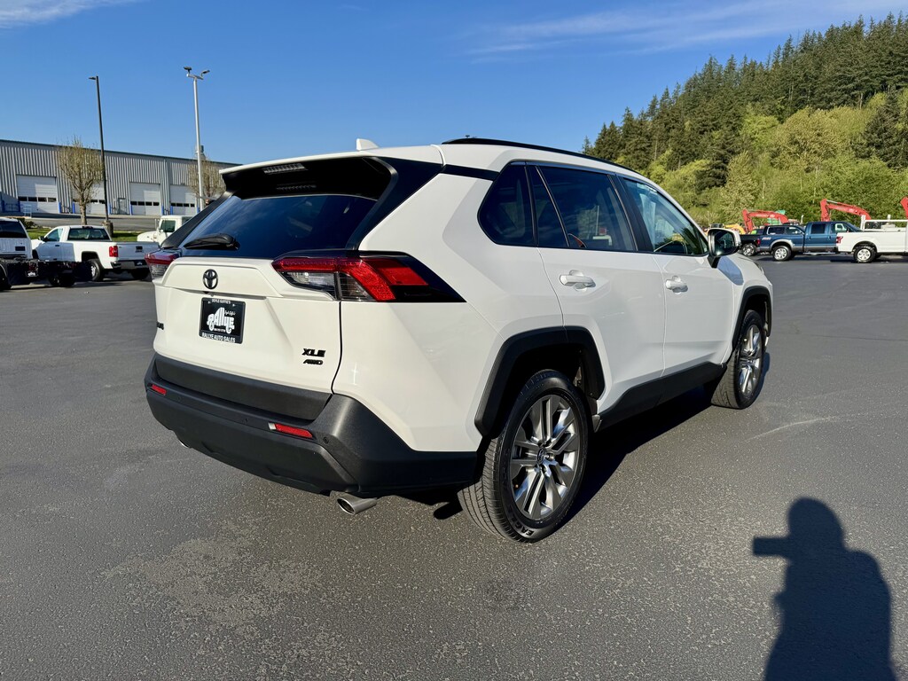 Used 2019 Toyota RAV4 XLE Premium SUV