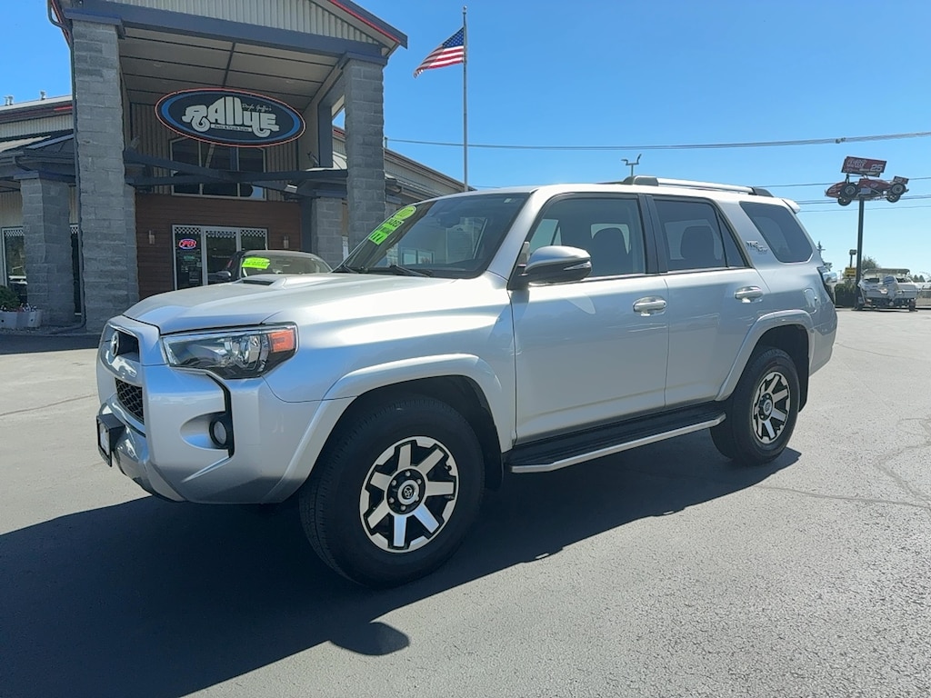 Used 2017 Toyota 4Runner TRD OFF ROAD SUV
