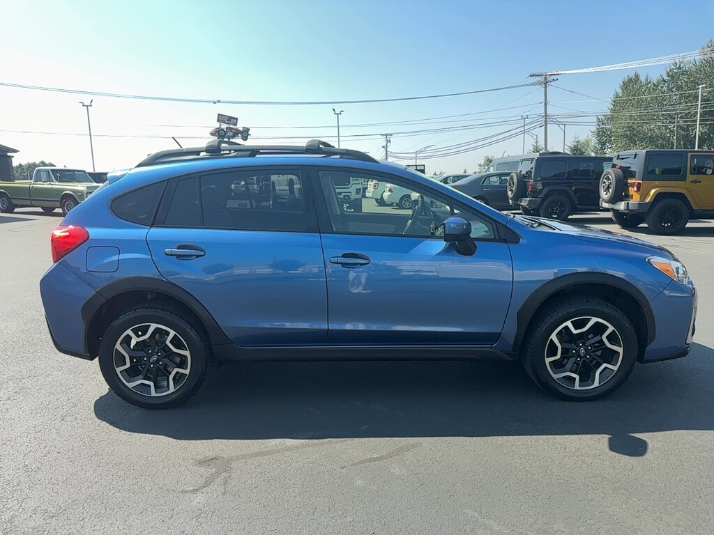 Used 2017 Subaru Crosstrek 2.0i Premium (CVT) SUV