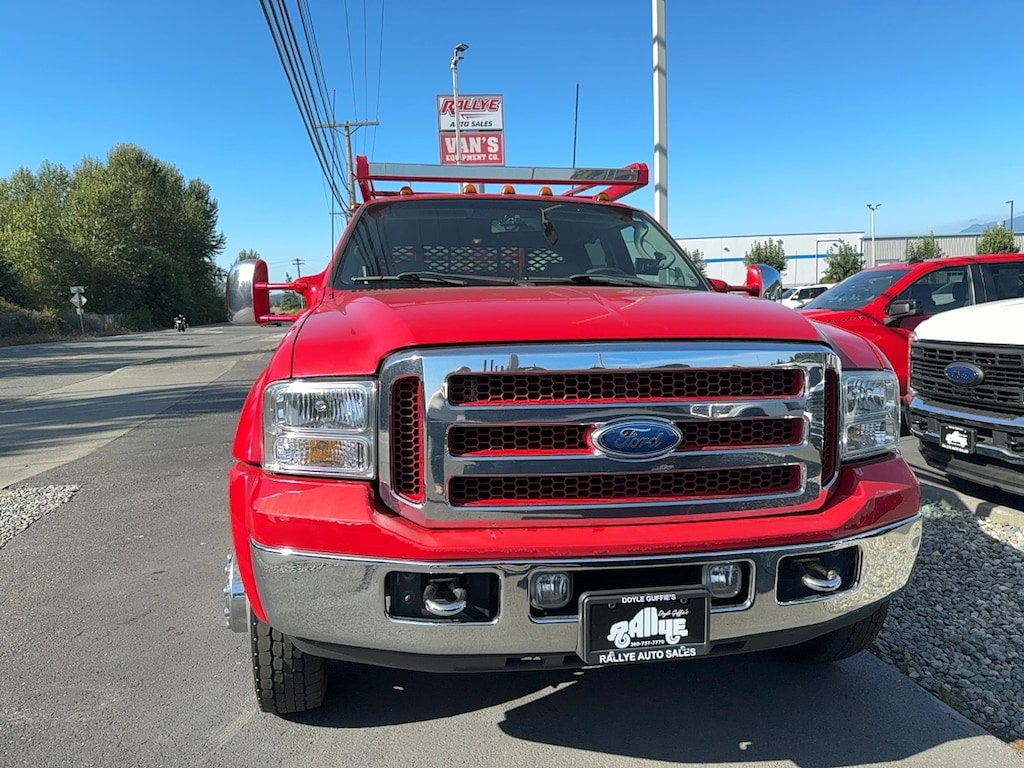 Used 2006 Ford F-450 Lariat 12ft Utility Box Truck Crew Cab