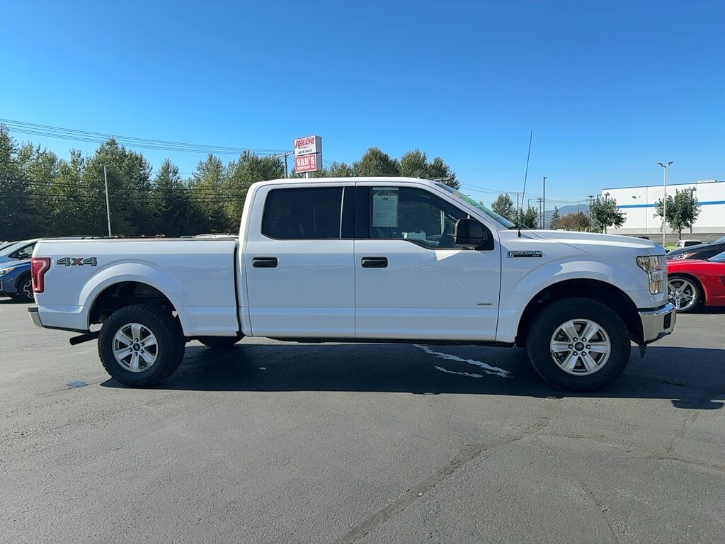 Used 2016 Ford F-150 CREW CAB XLT Truck SuperCrew Cab