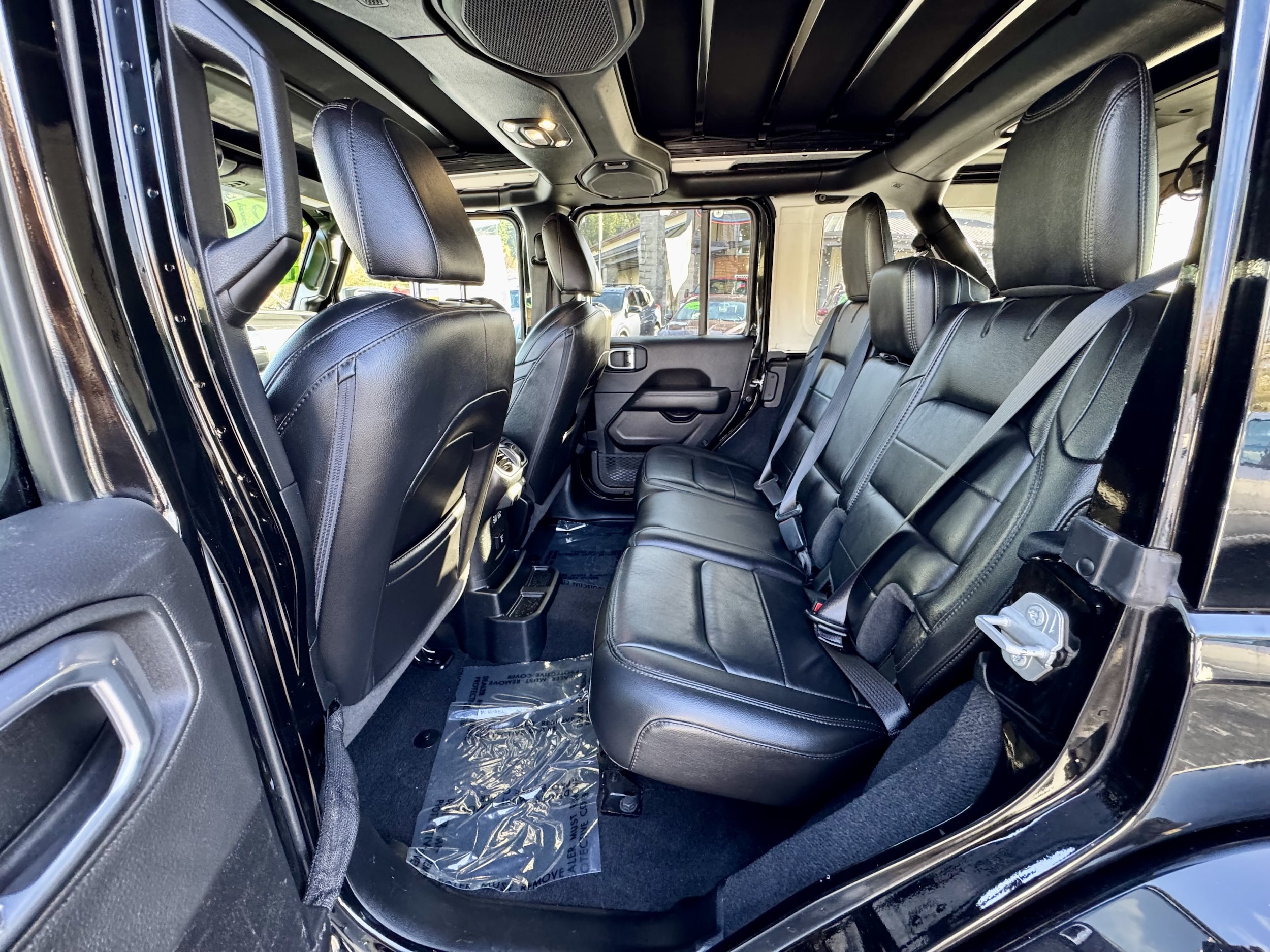 2021 Jeep Wrangler Unlimited Sahara Altitude - Photo 12