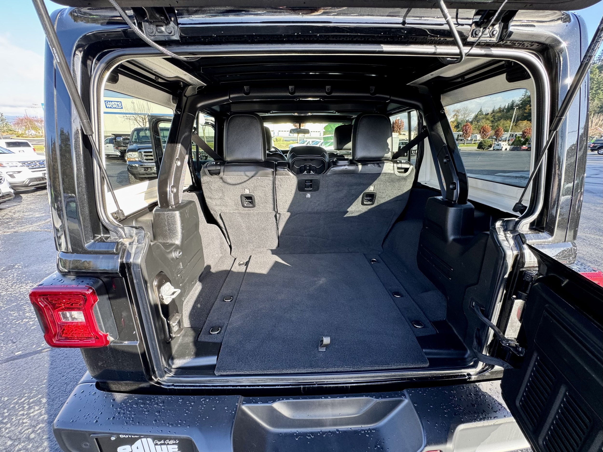 2021 Jeep Wrangler Unlimited Sahara Altitude - Photo 6