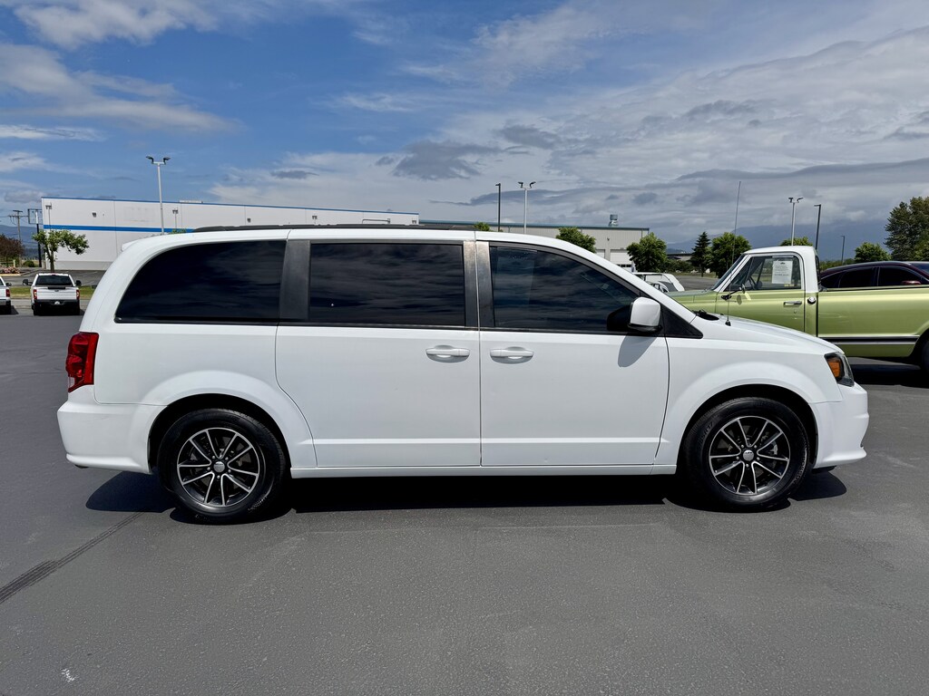 Used 2019 Dodge Grand Caravan GT Van Passenger Van