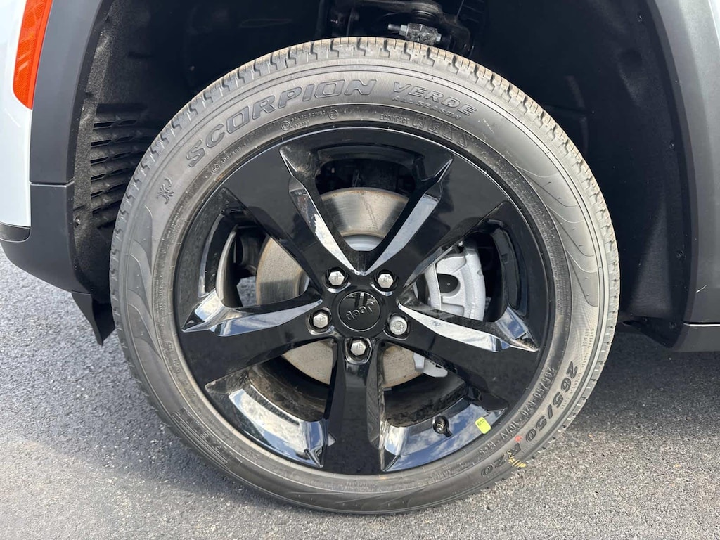 New 2025 Jeep Grand Cherokee L Limited Sport Utility