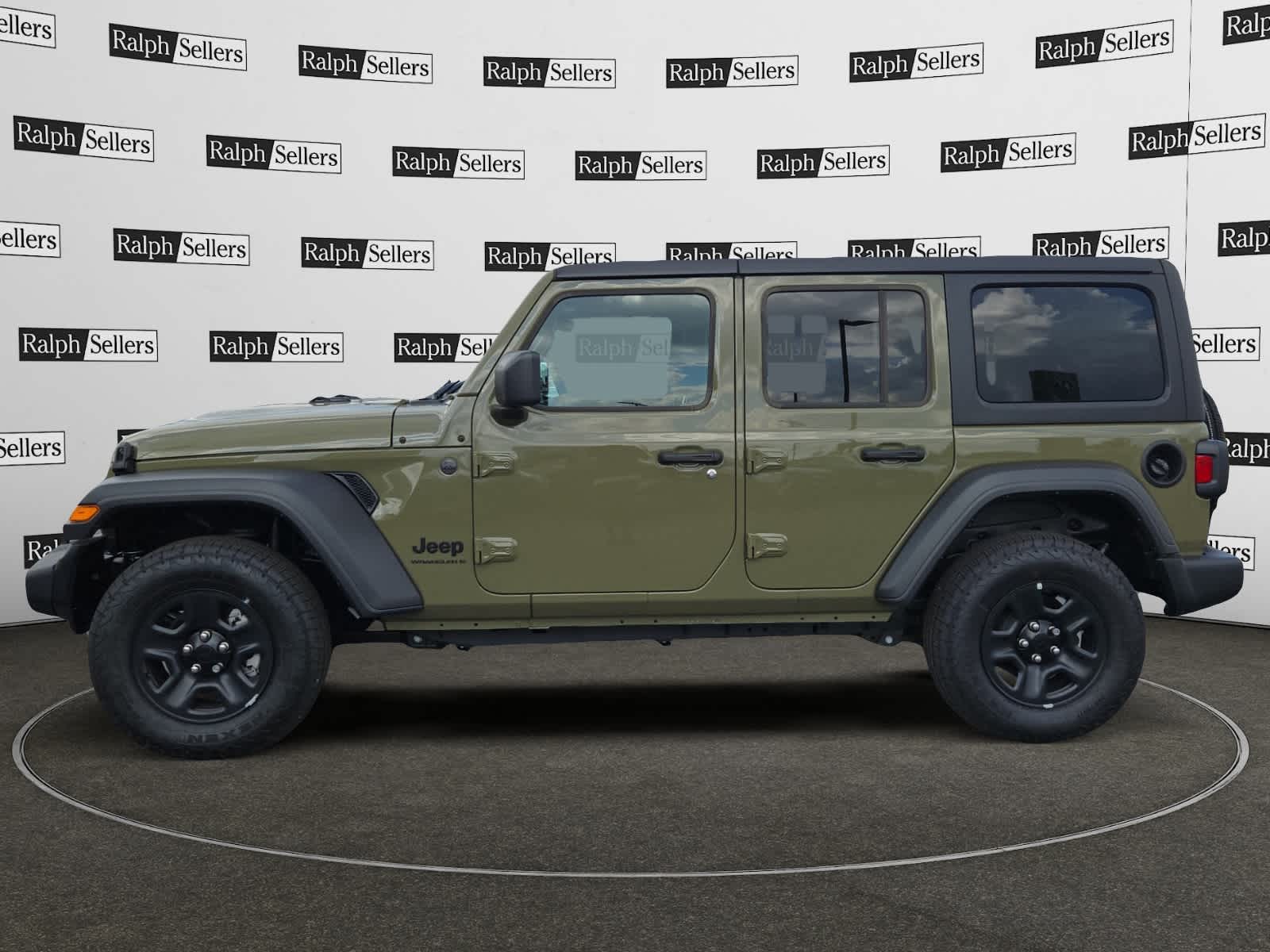 2025 Jeep Wrangler Sport photo 3