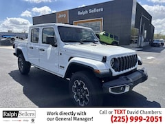 2026 Jeep Gladiator Sahara 4x4 Pickup