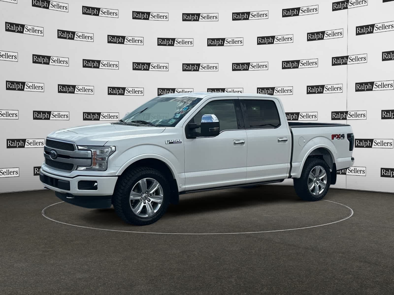 2019 Ford F-150 Platinum photo 2