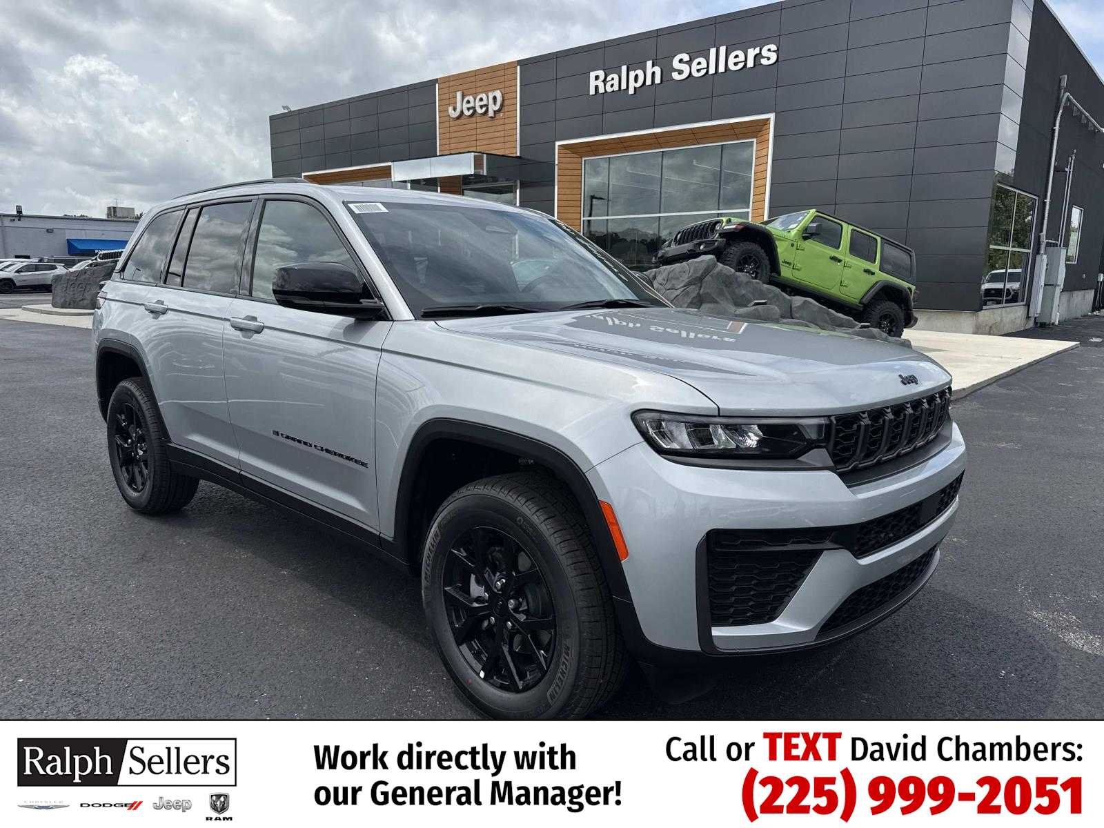 2026 Jeep Grand Cherokee Laredo Altitude