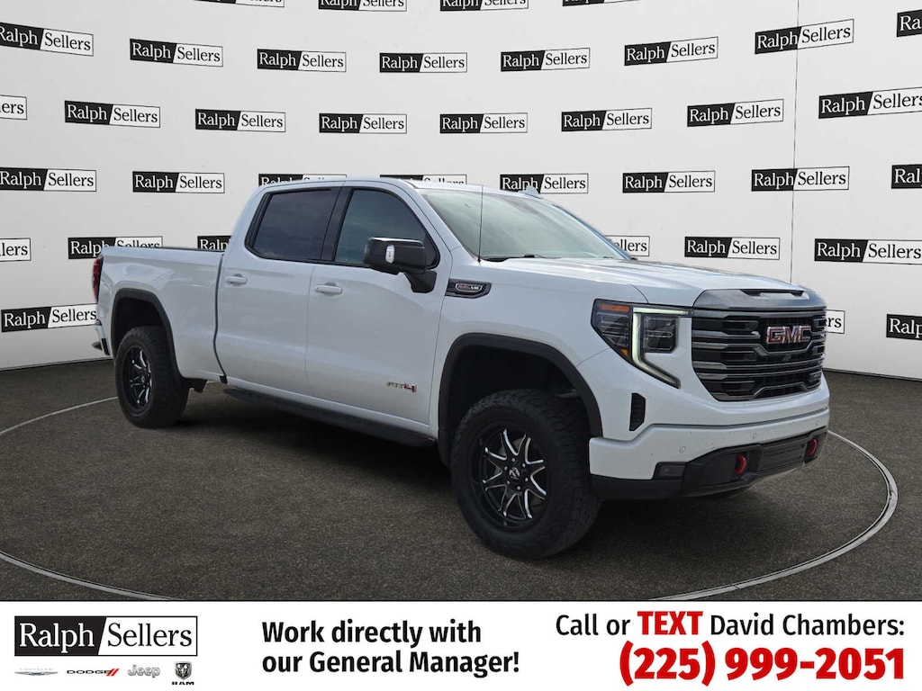 Used 2022 GMC Sierra 1500 AT4 4WD Crew Cab 147 Truck